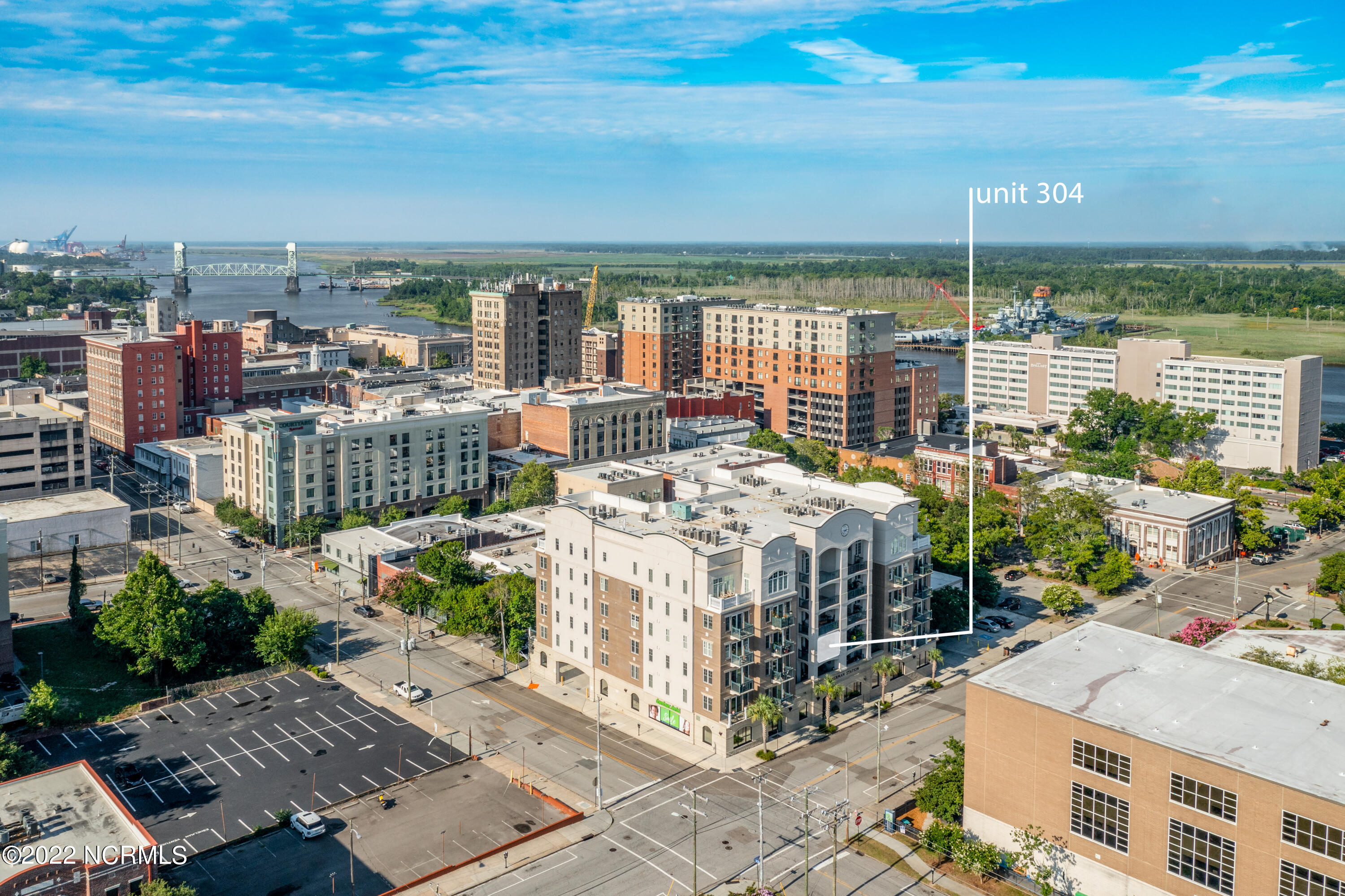 124 Walnut Street Unit: 304