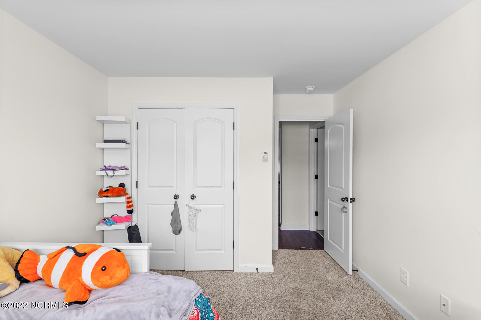 216 Gladstone Drive
