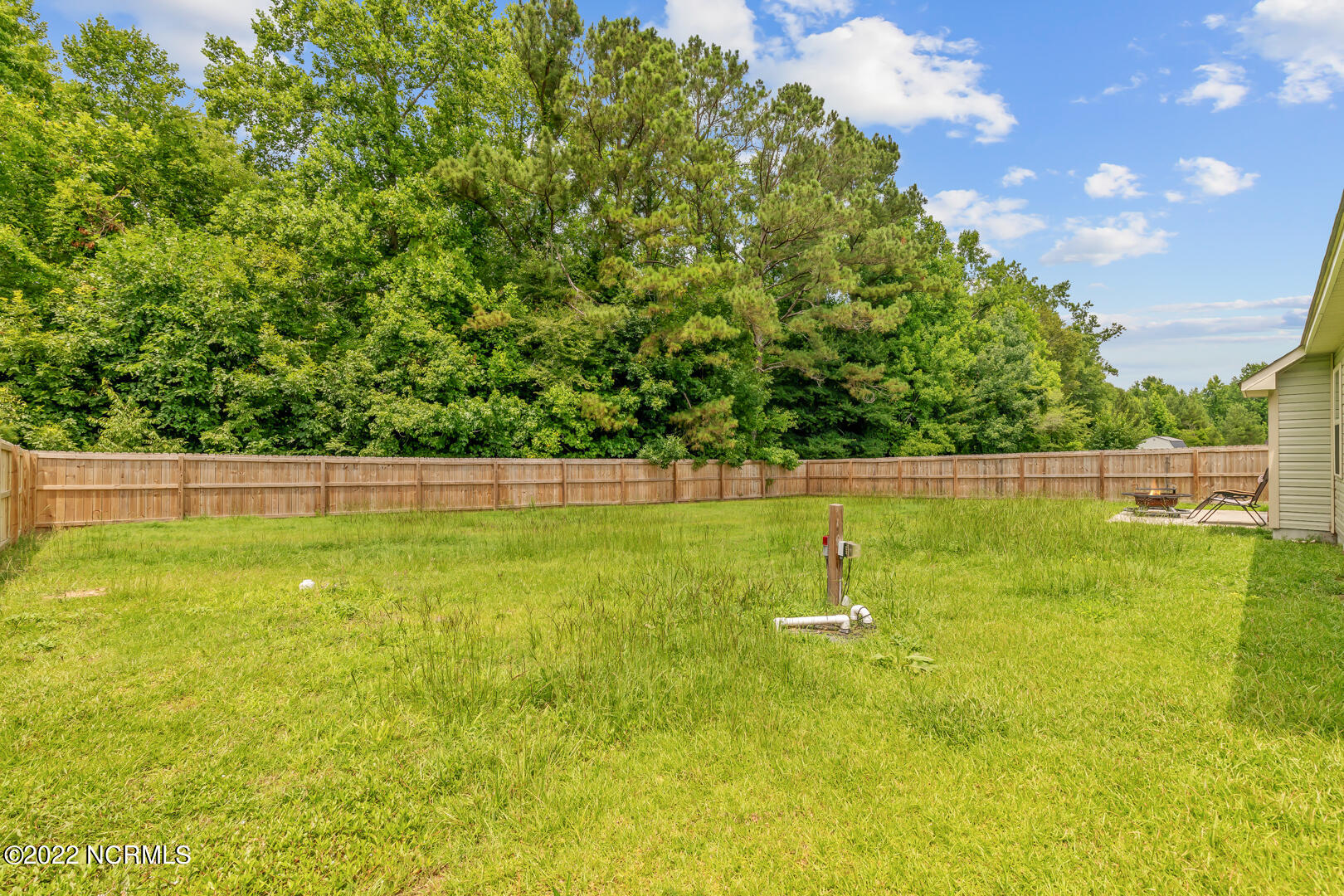 216 Gladstone Drive