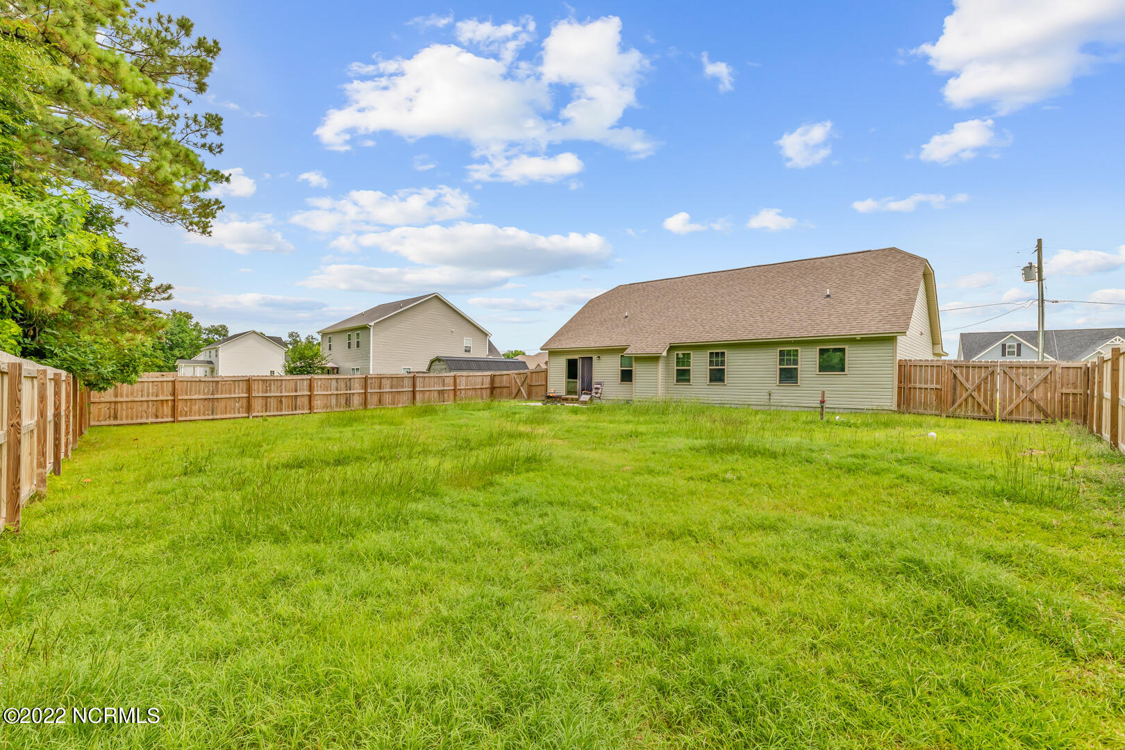 216 Gladstone Drive