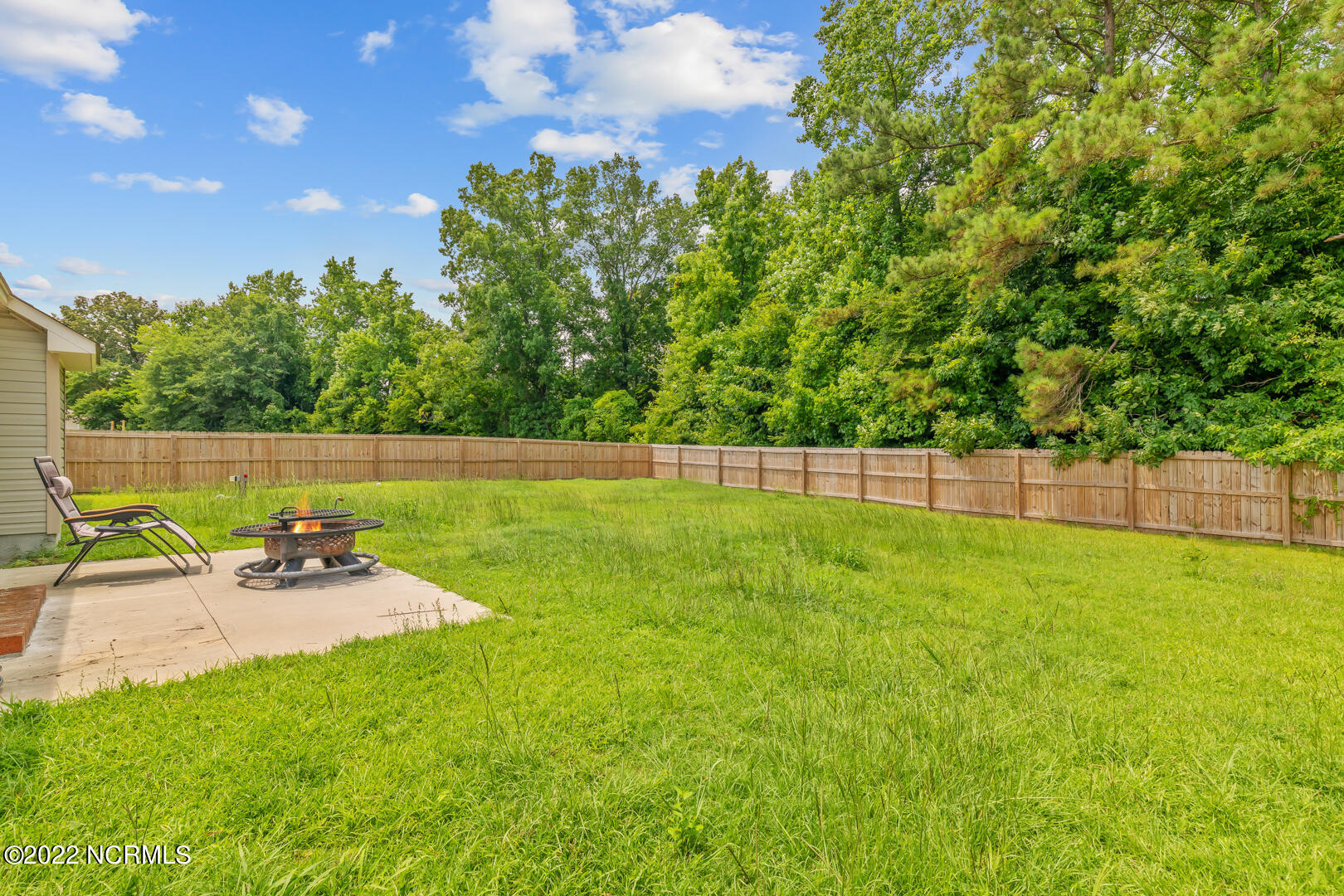 216 Gladstone Drive