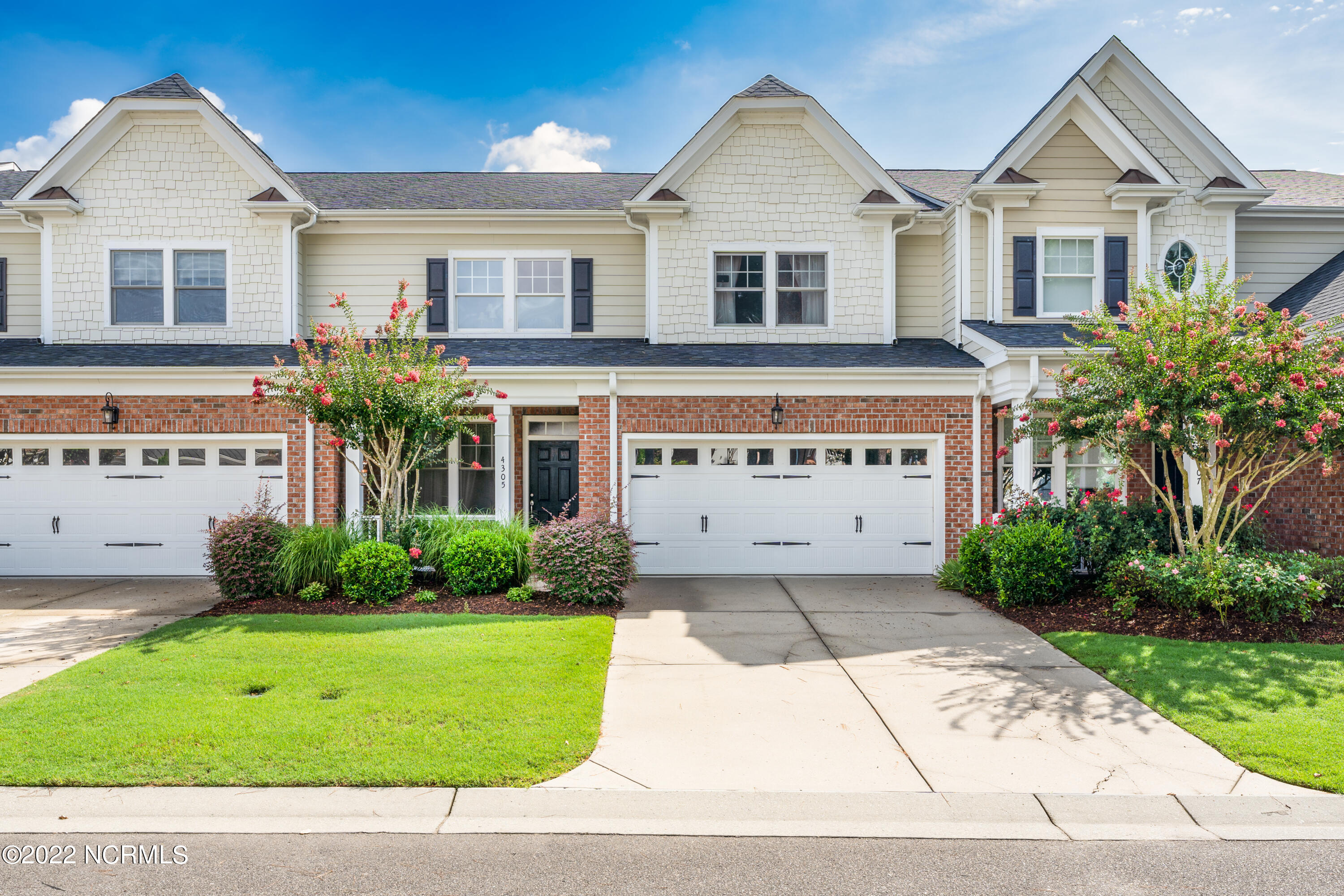 4305 Peeble Drive