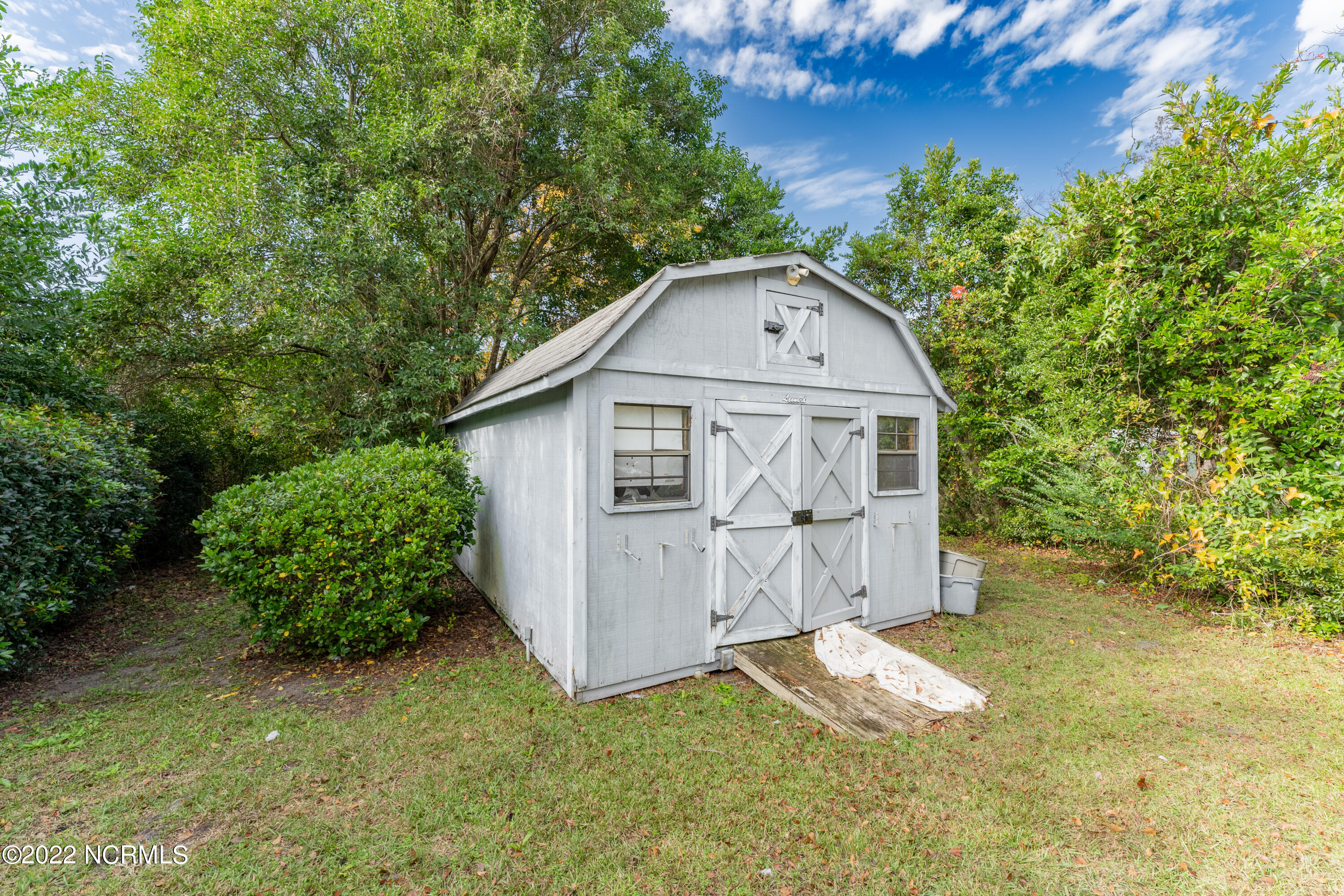 117 W Bedford Road