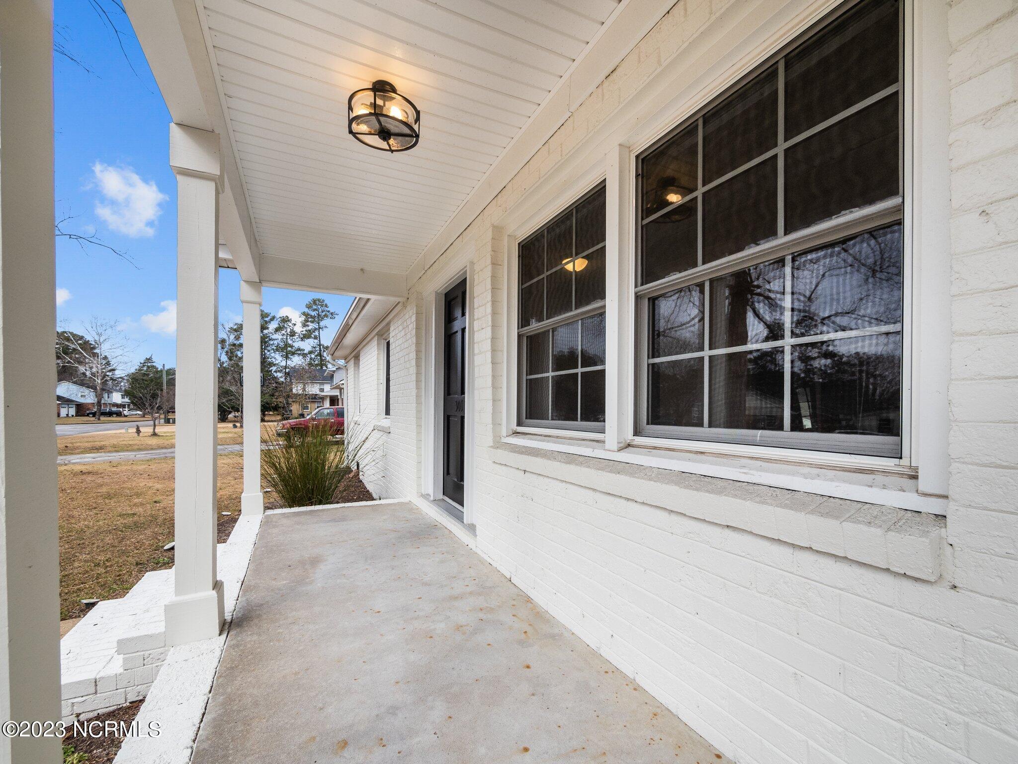 301 King Richard Court
