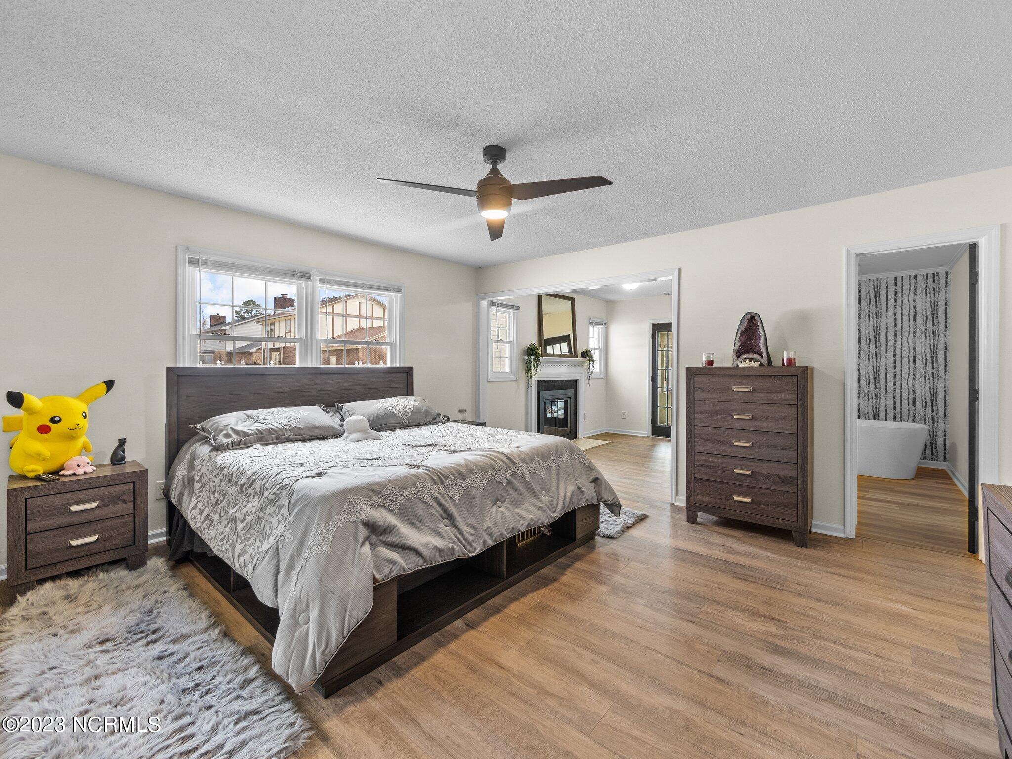 301 King Richard Court