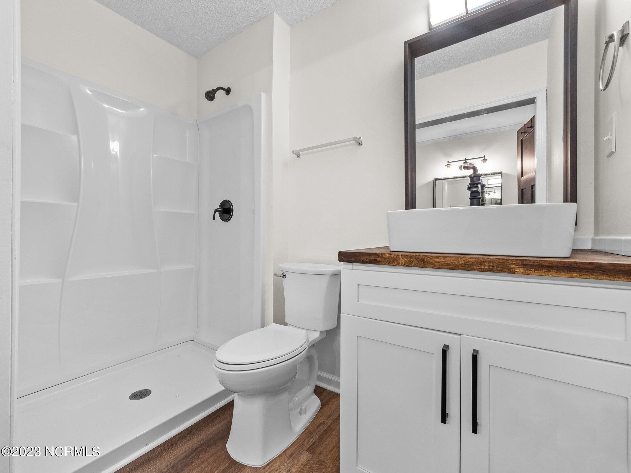301 King Richard Court
