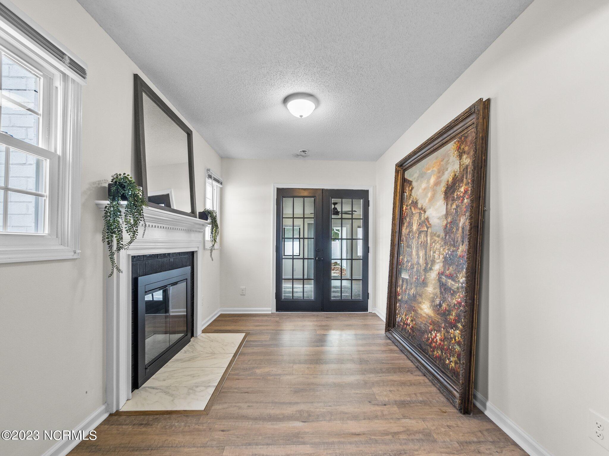 301 King Richard Court