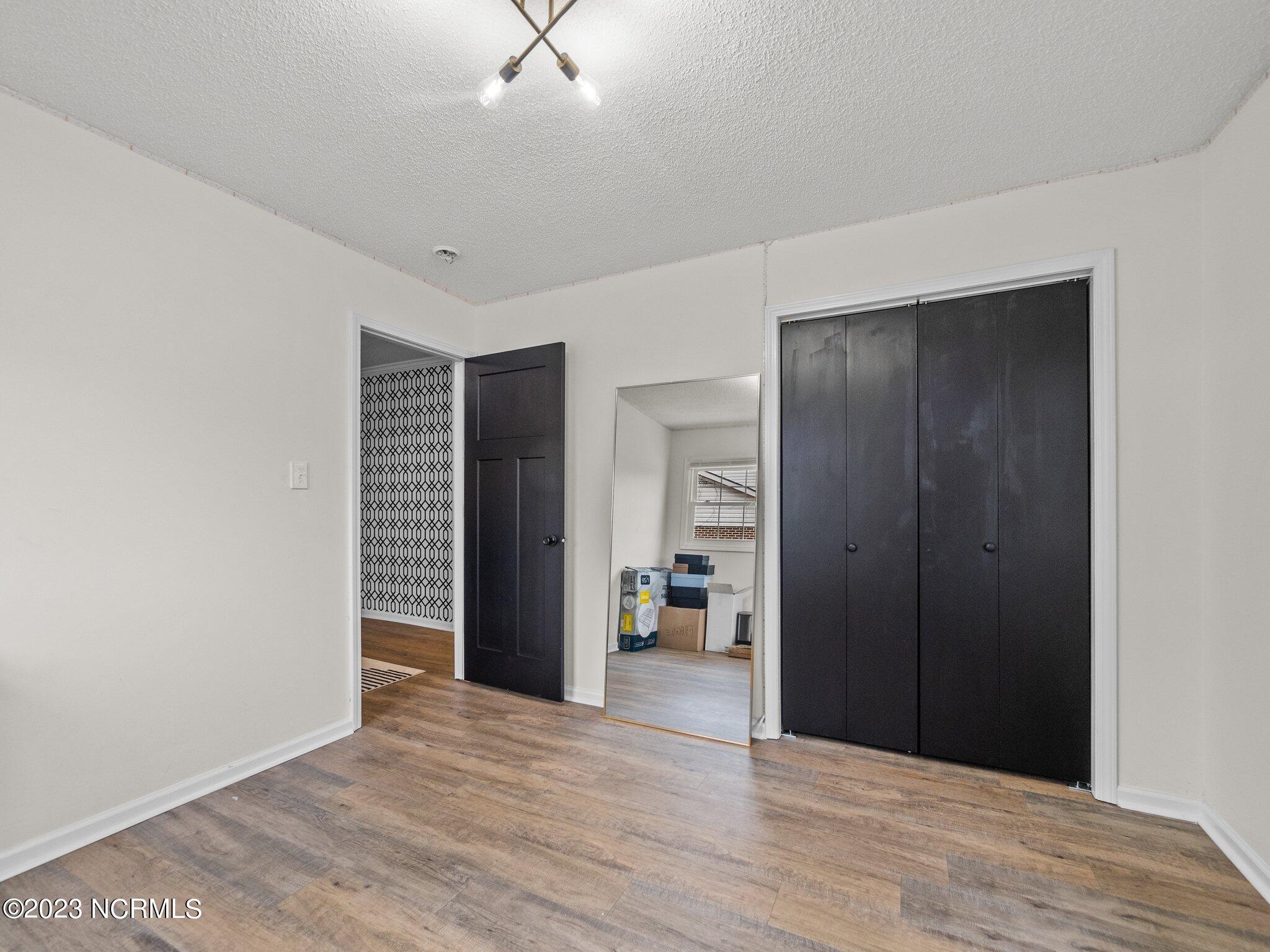 301 King Richard Court