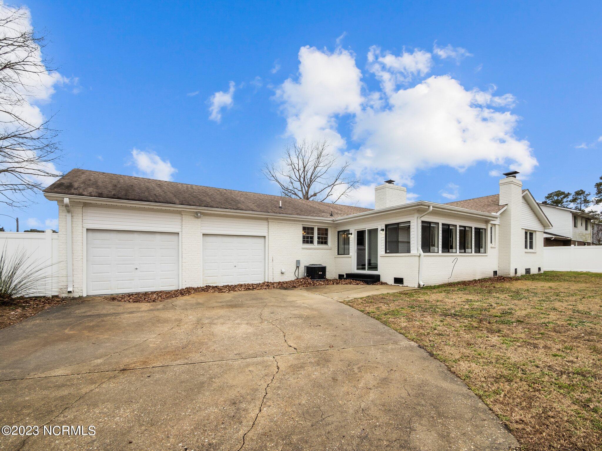 301 King Richard Court