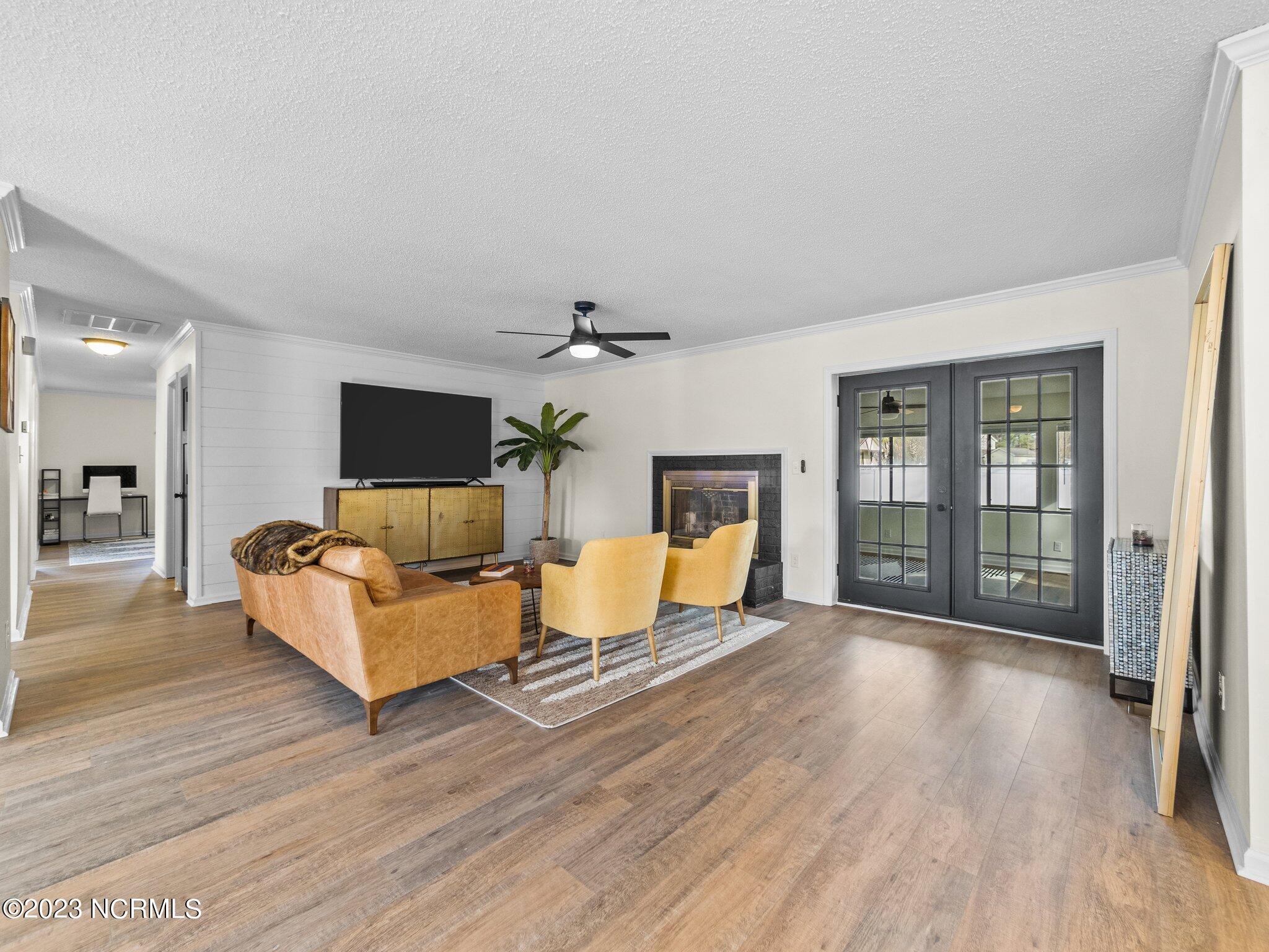 301 King Richard Court