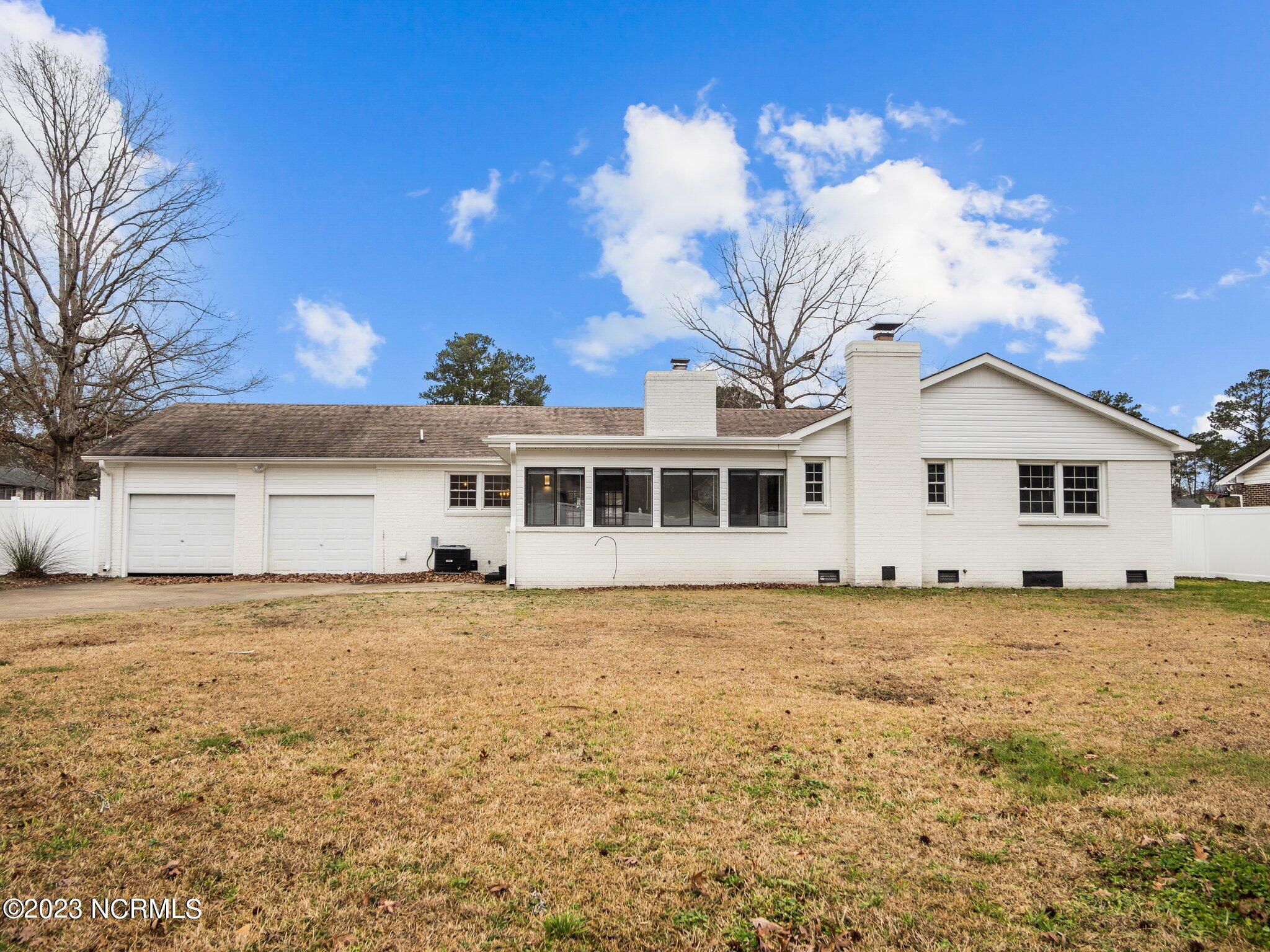 301 King Richard Court
