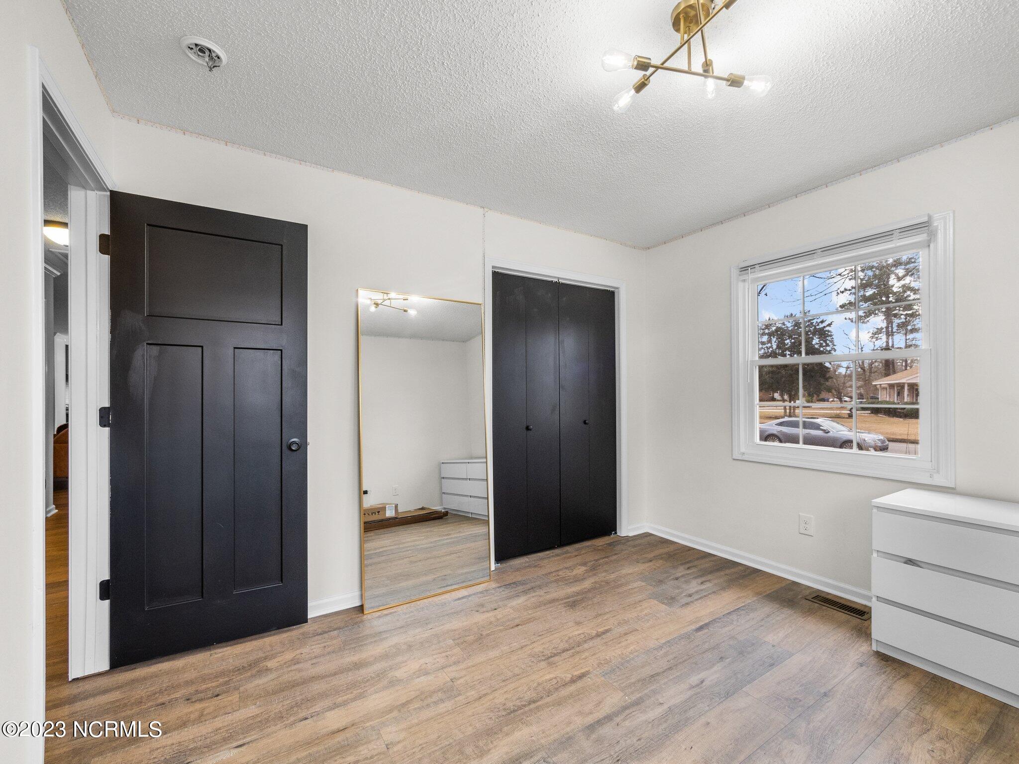 301 King Richard Court