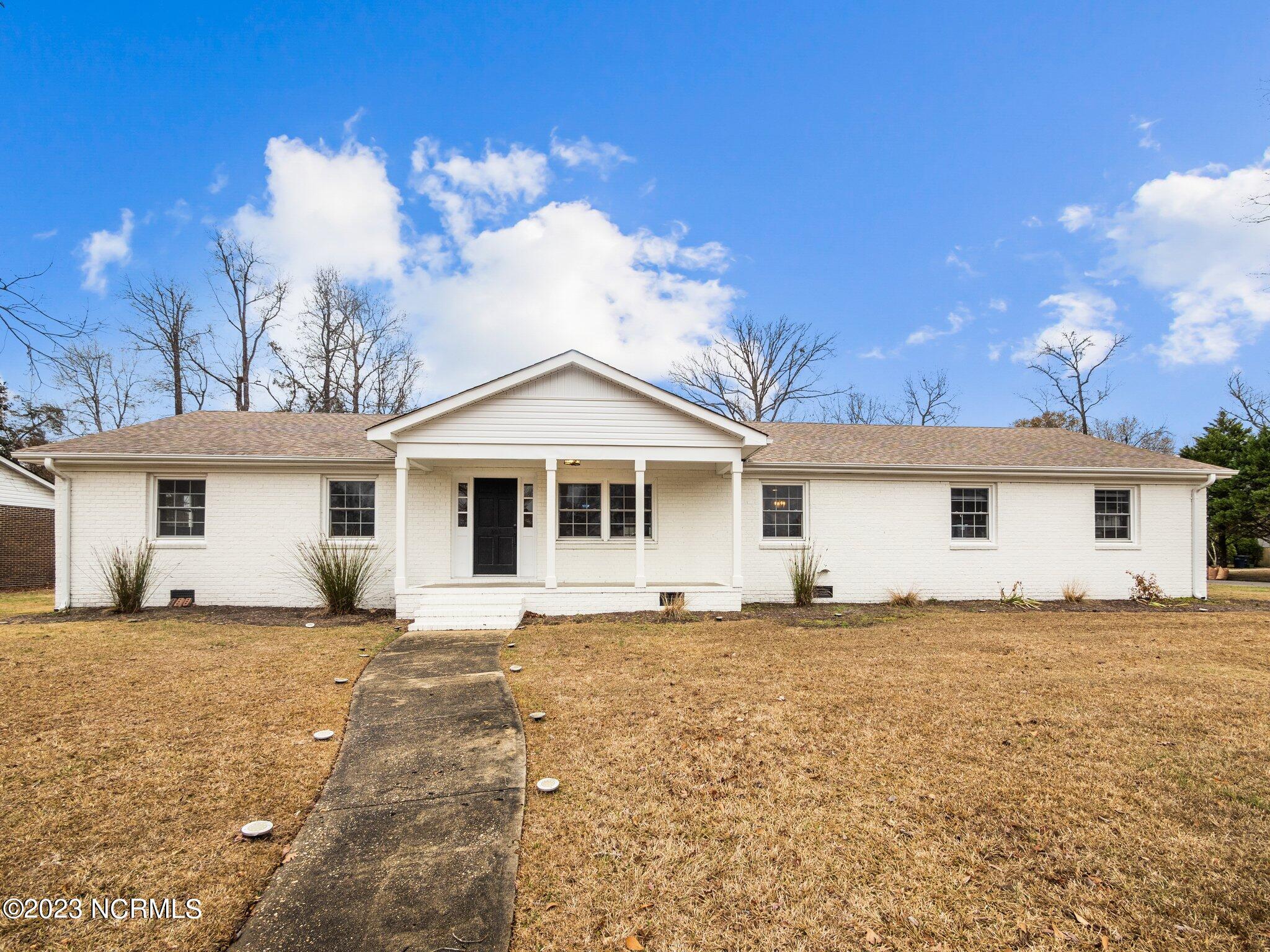 301 King Richard Court