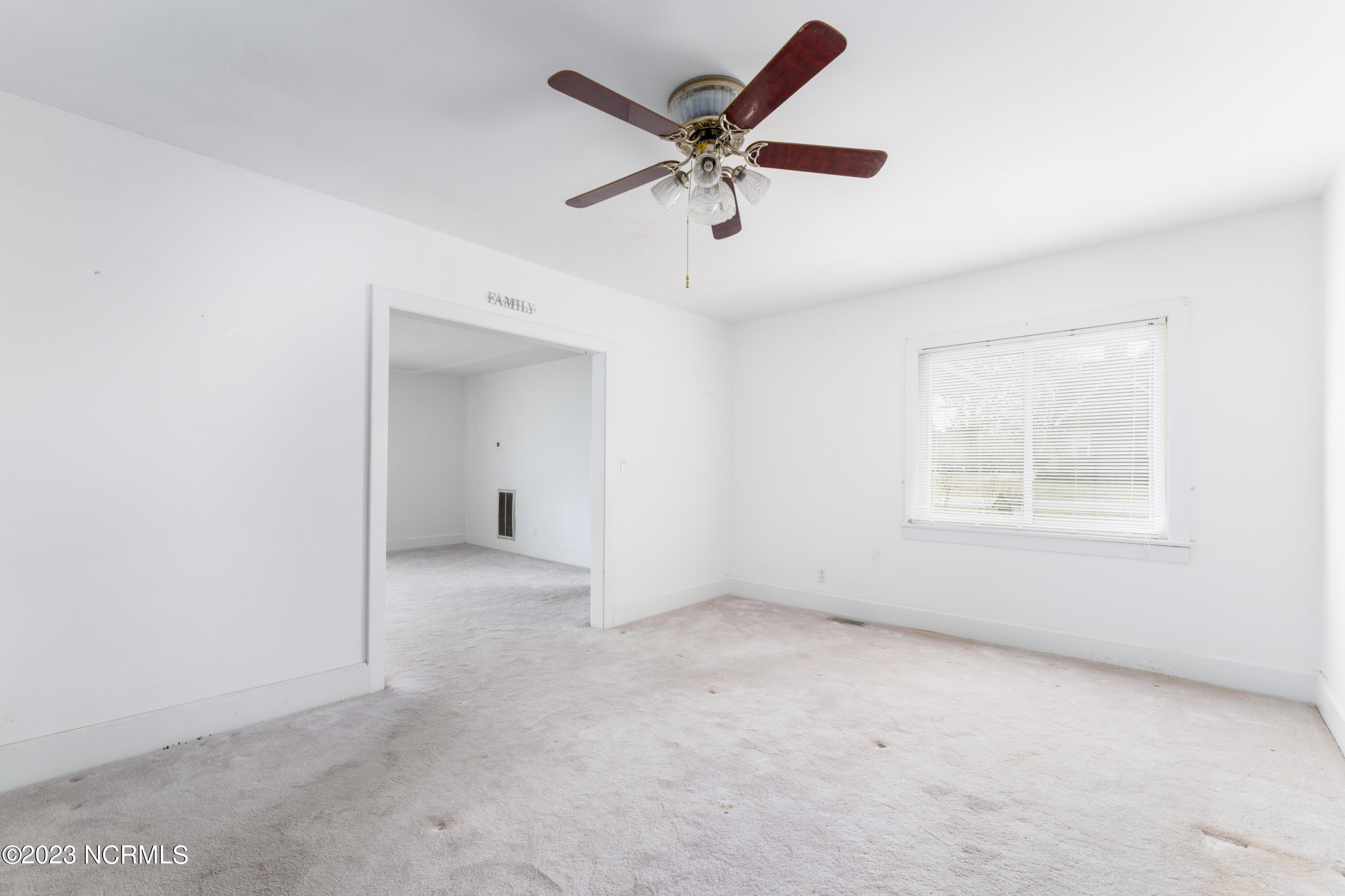 303 N Cowan Street