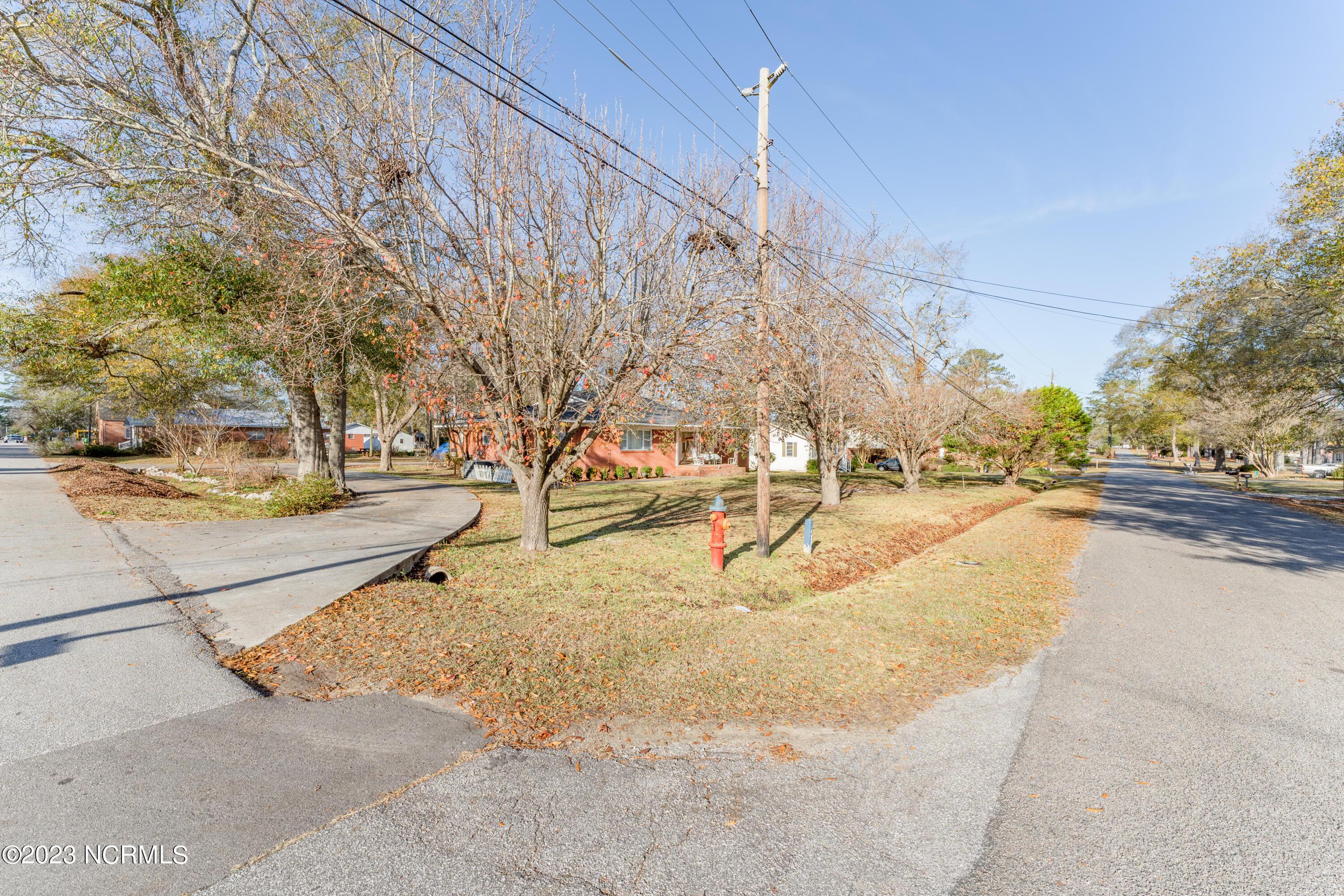 303 N Cowan Street