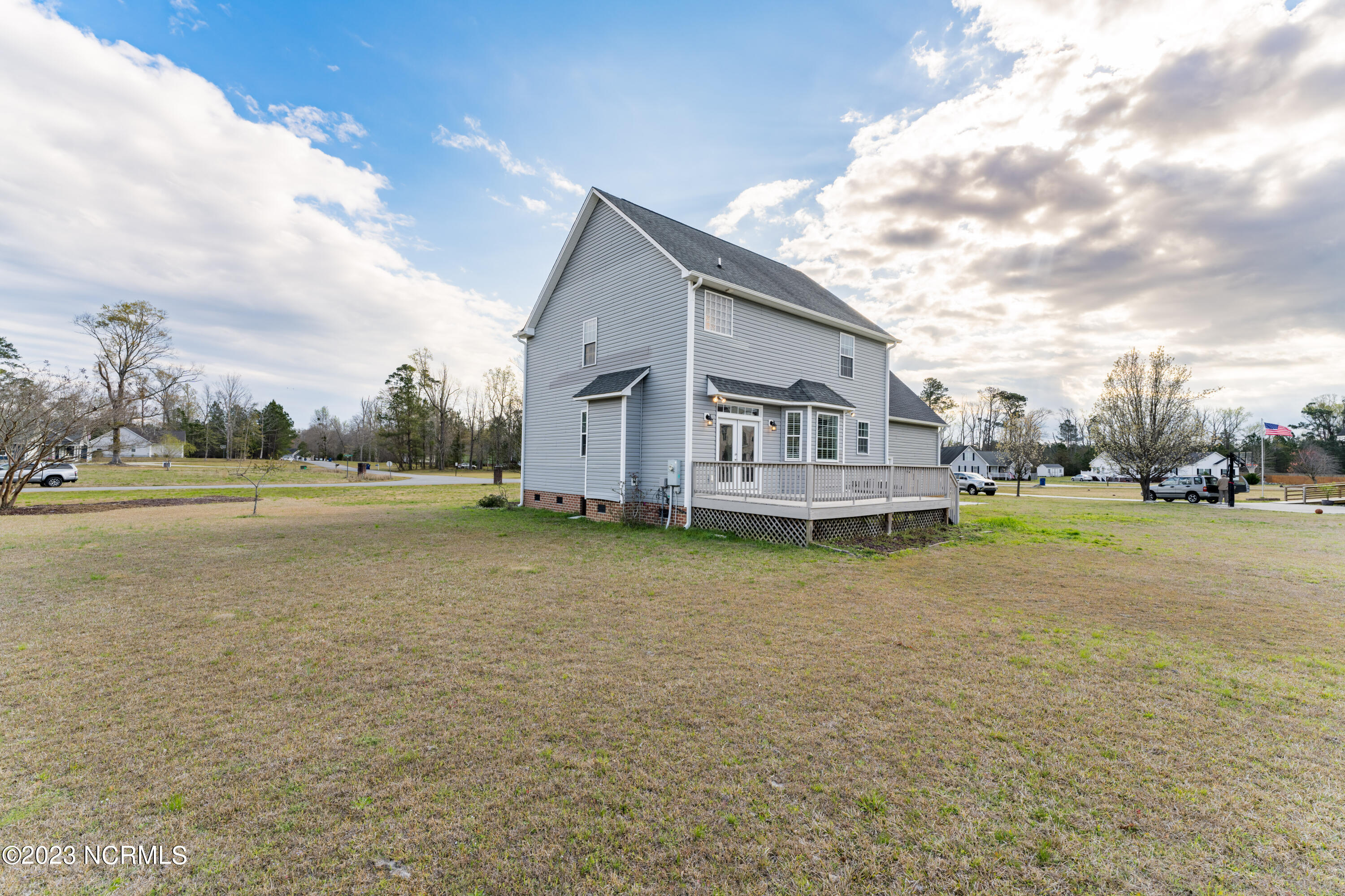 337 Oakmont Drive