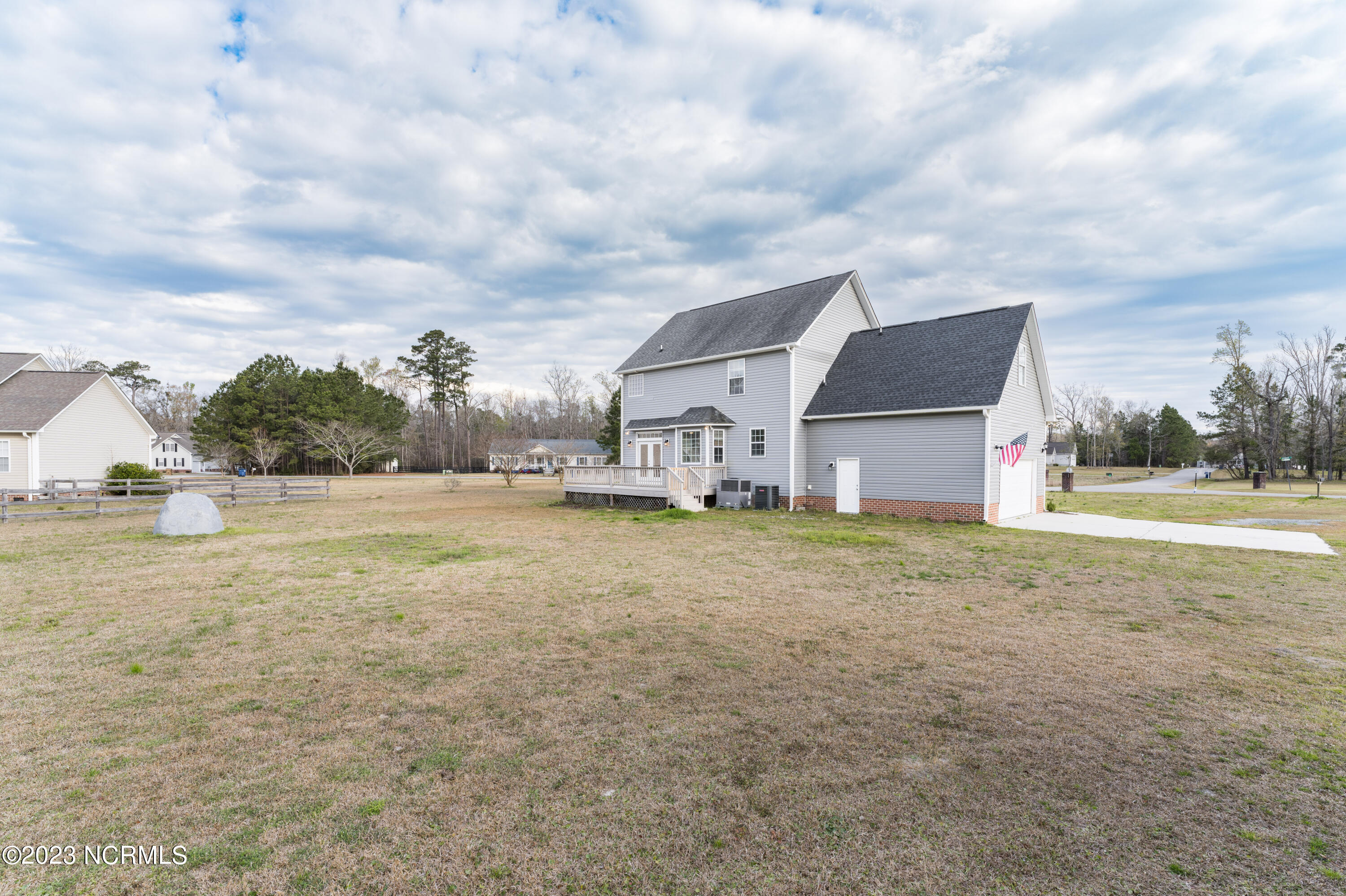 337 Oakmont Drive