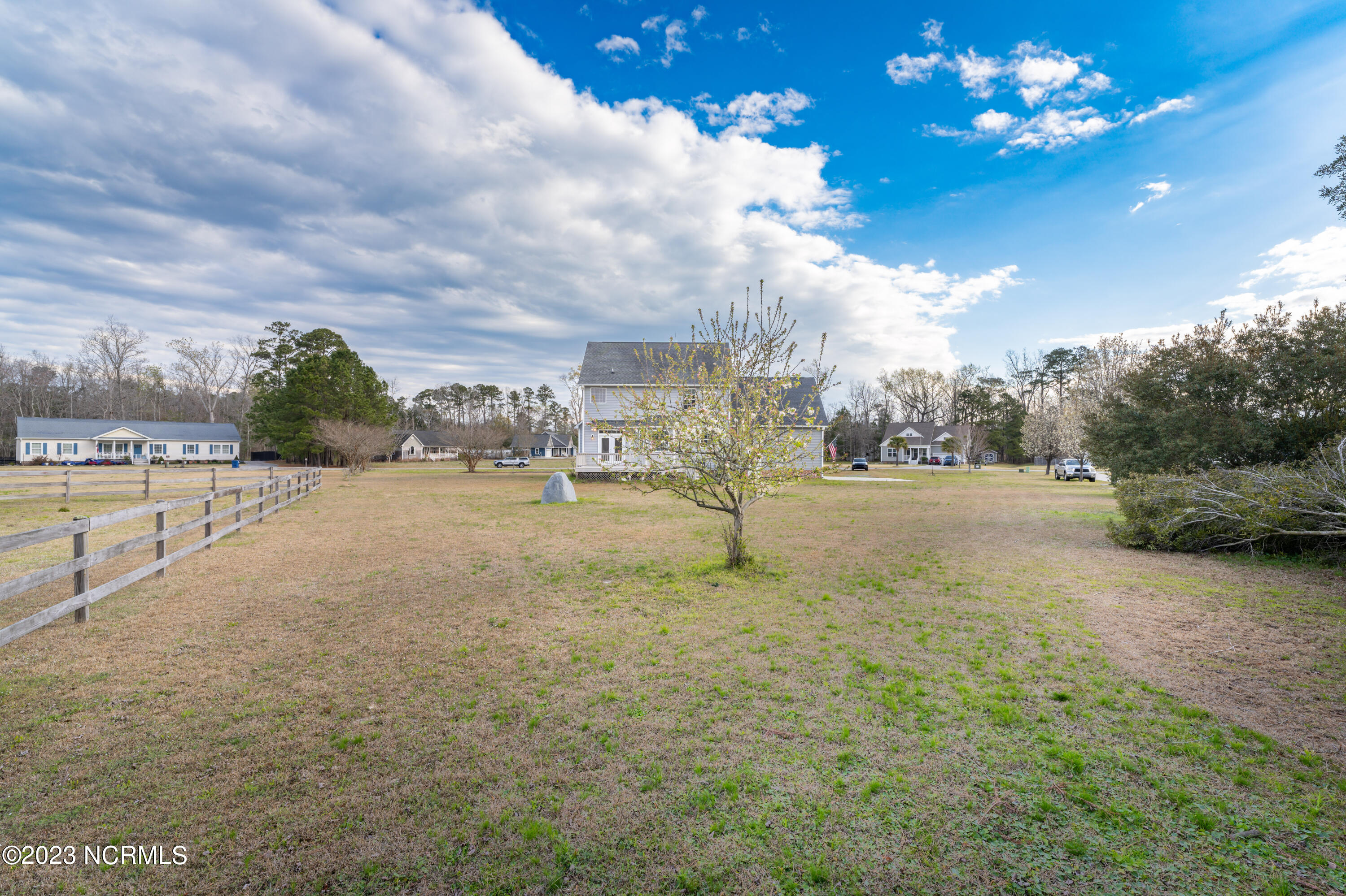 337 Oakmont Drive