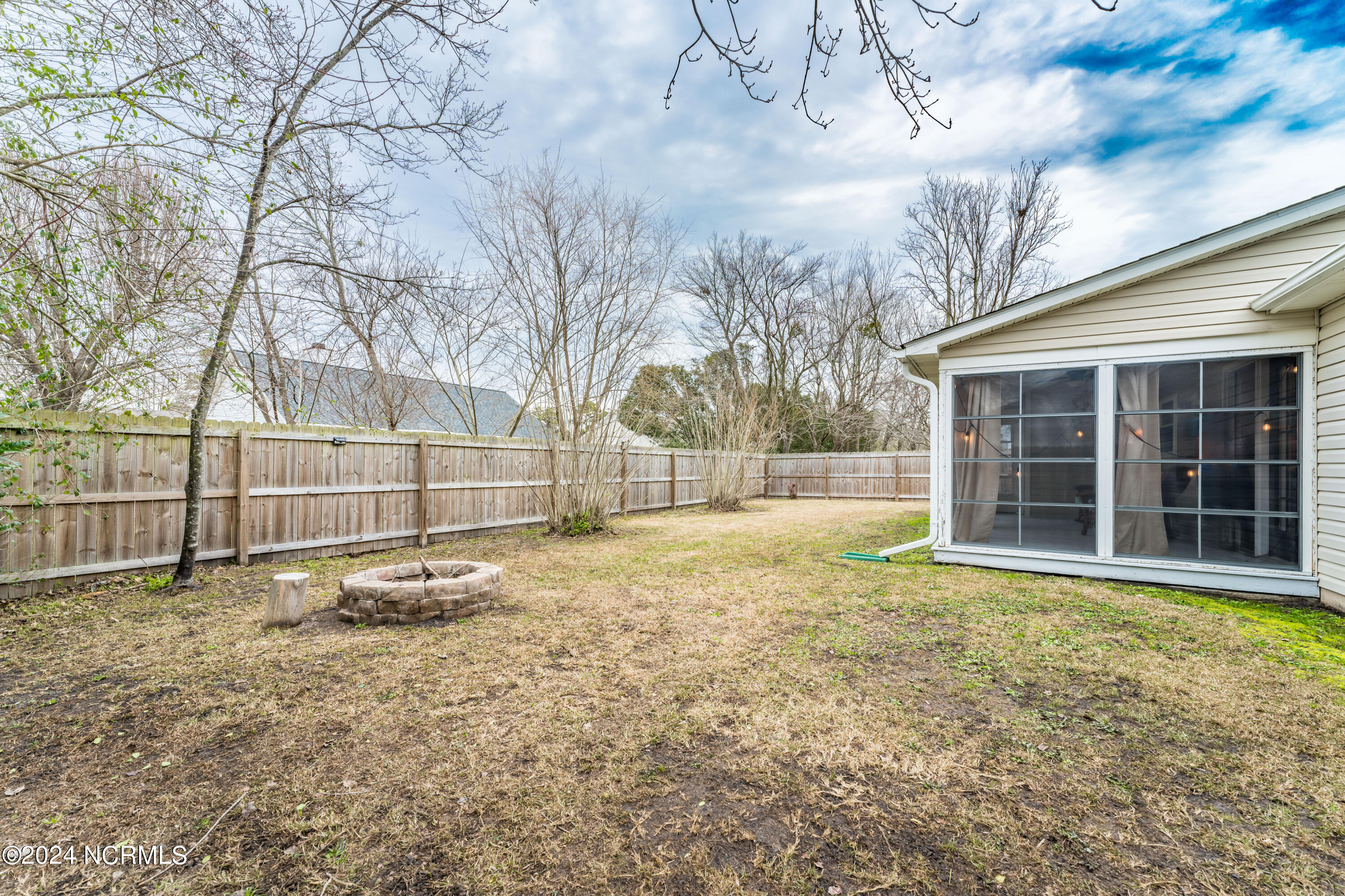 4413 Bridgeport Drive