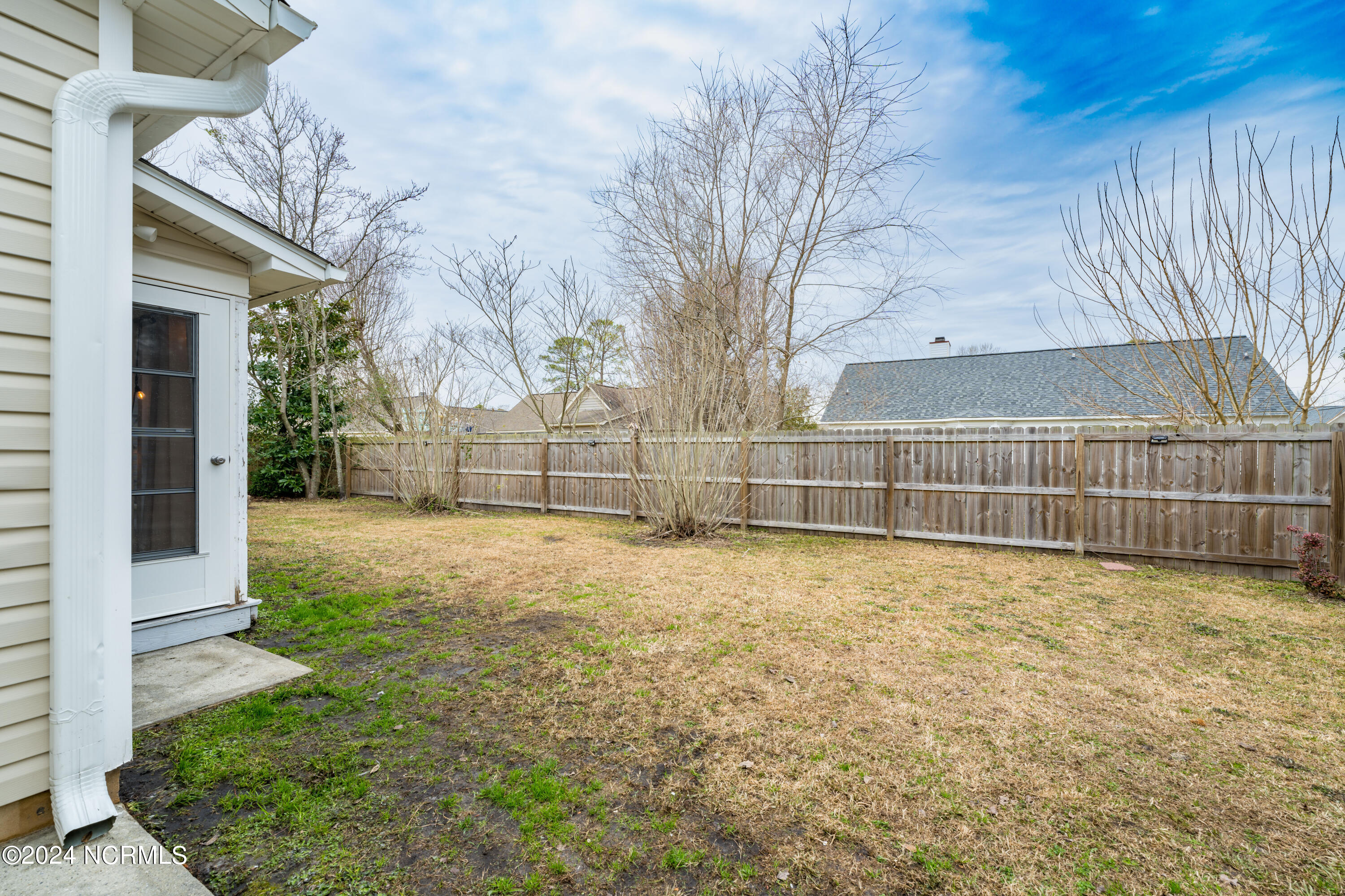 4413 Bridgeport Drive