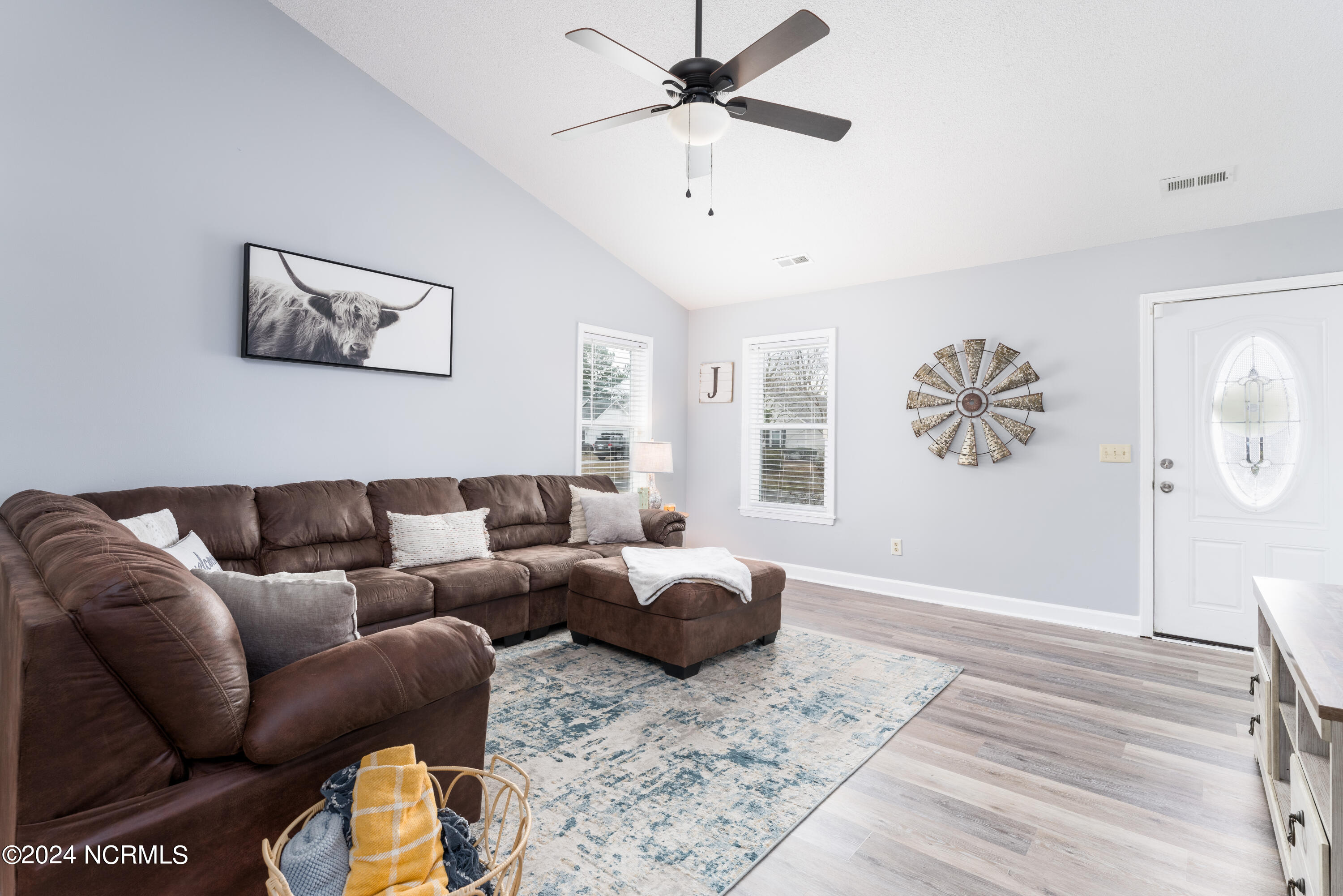 4413 Bridgeport Drive