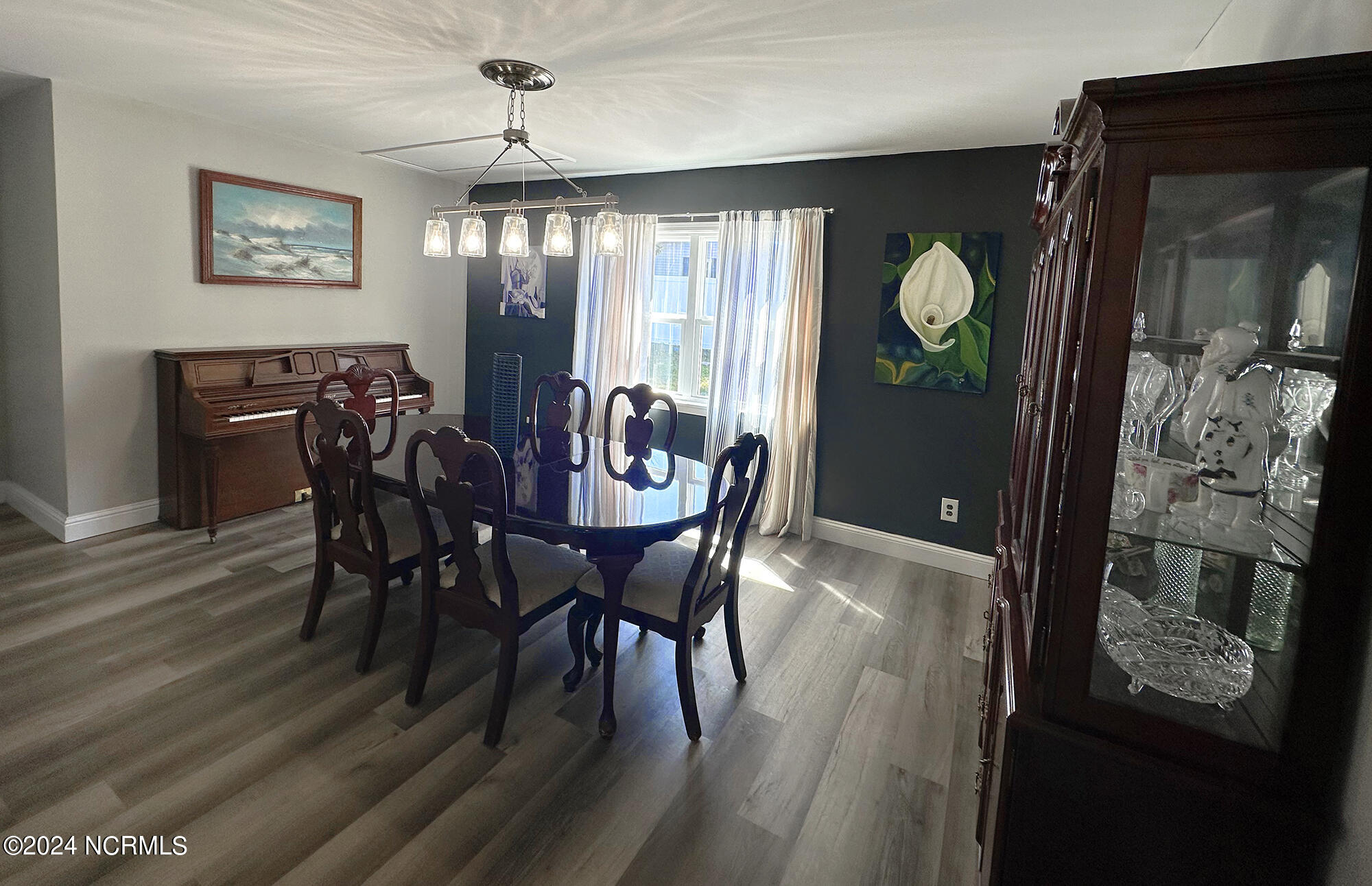 129 Kingston Road