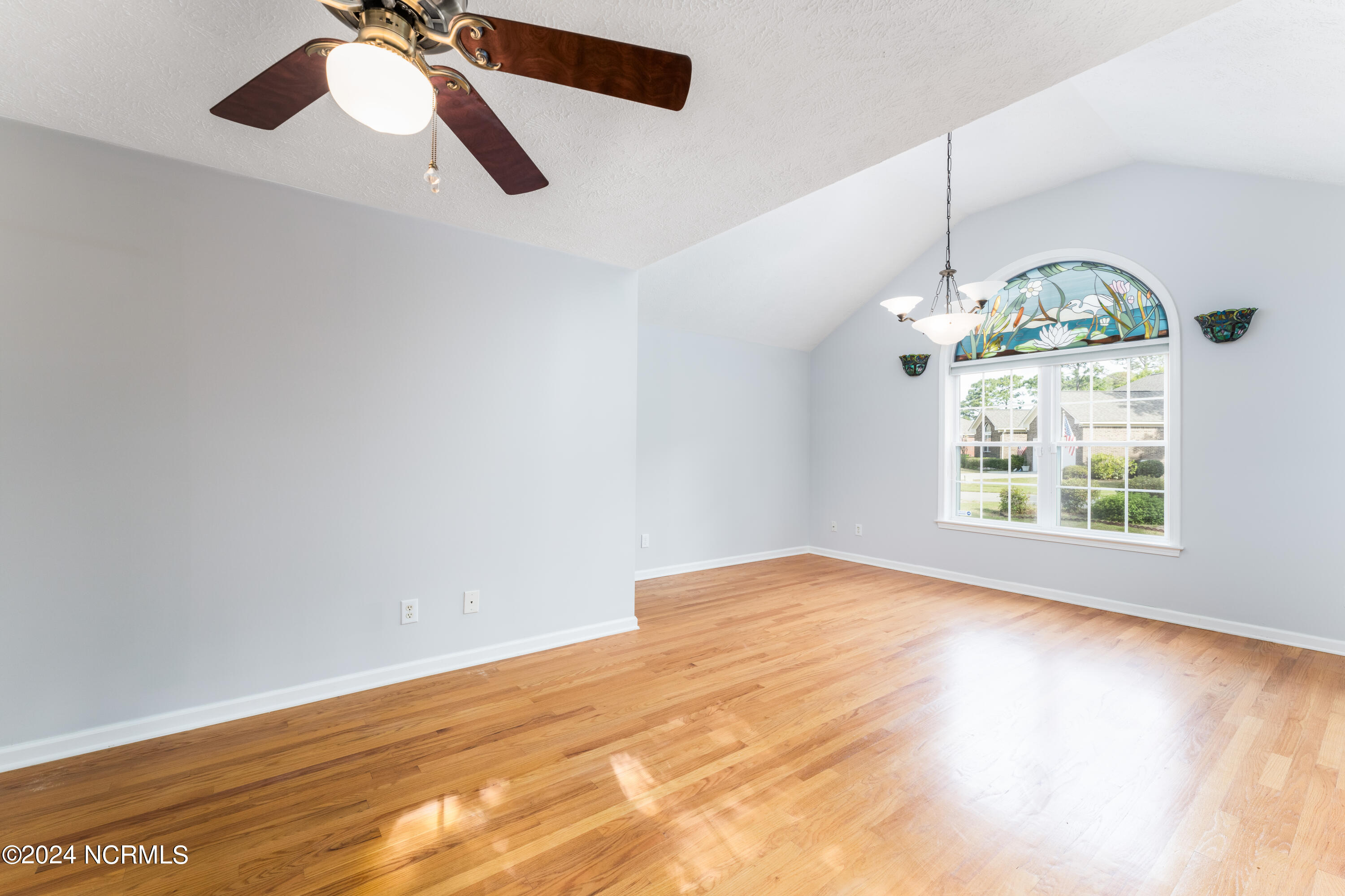 9404 Short Putt Court