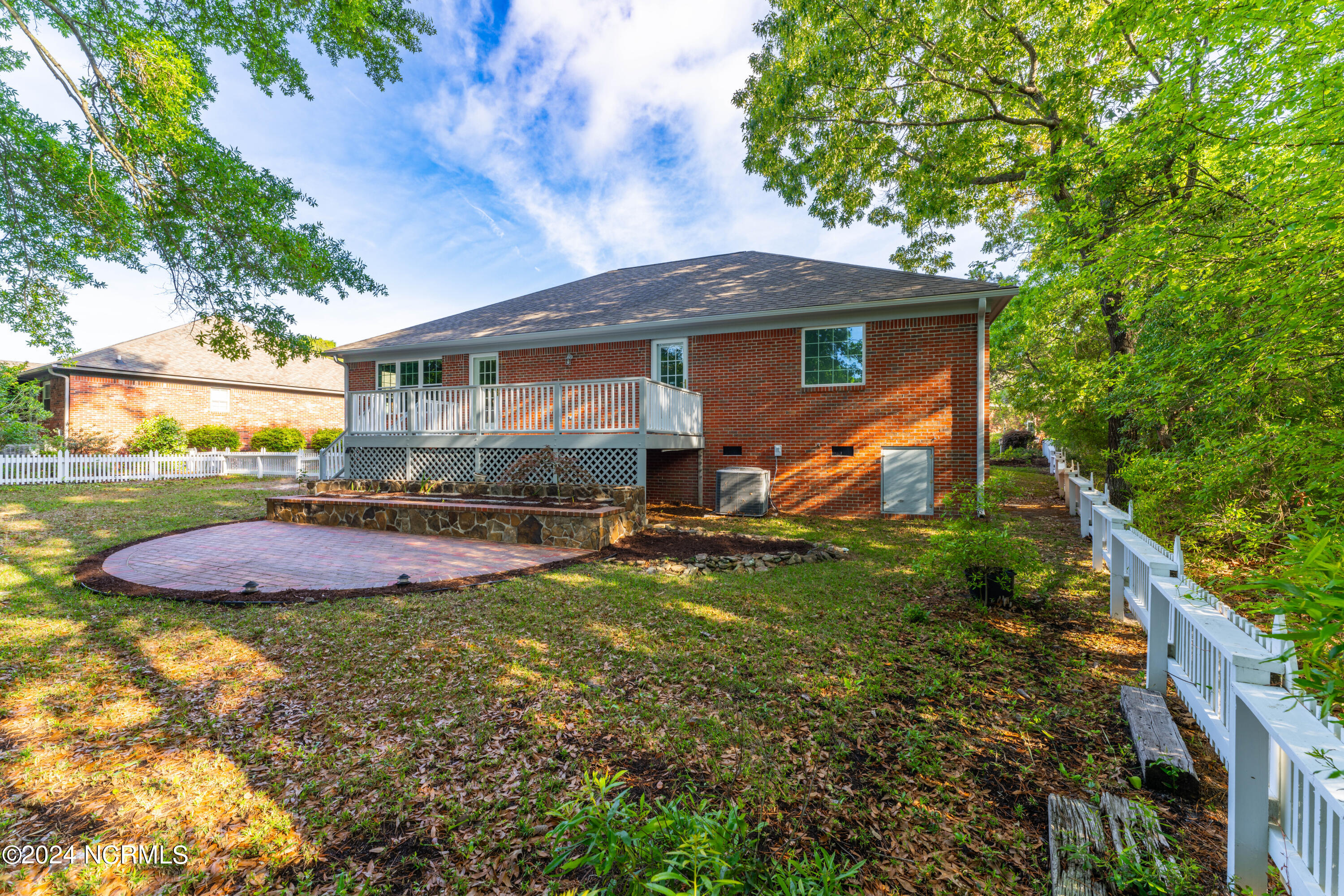 9404 Short Putt Court