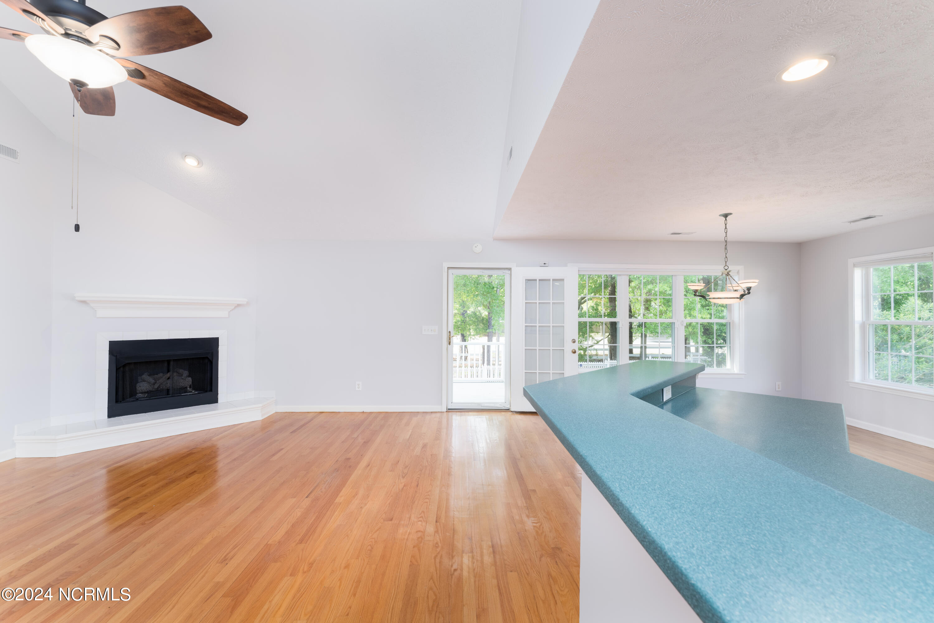 9404 Short Putt Court