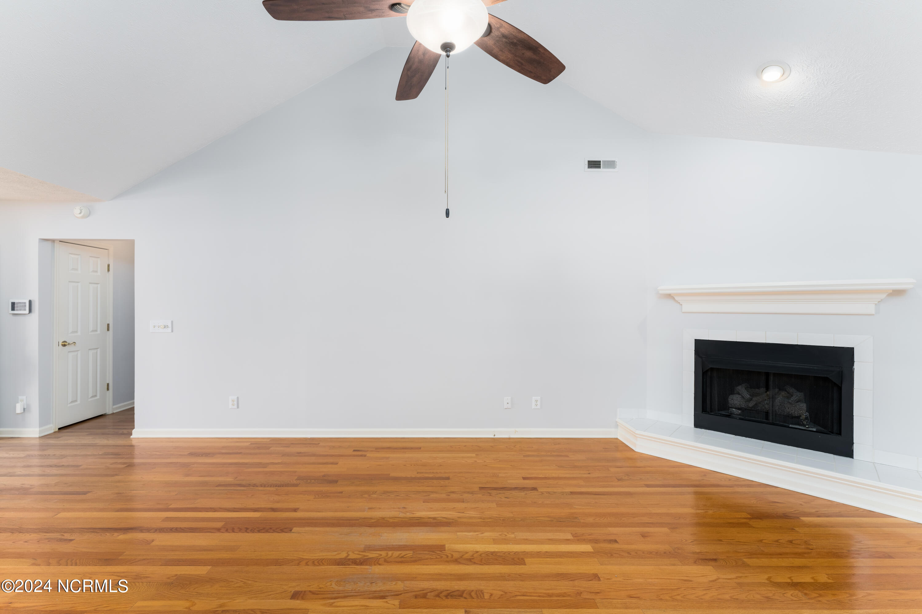 9404 Short Putt Court