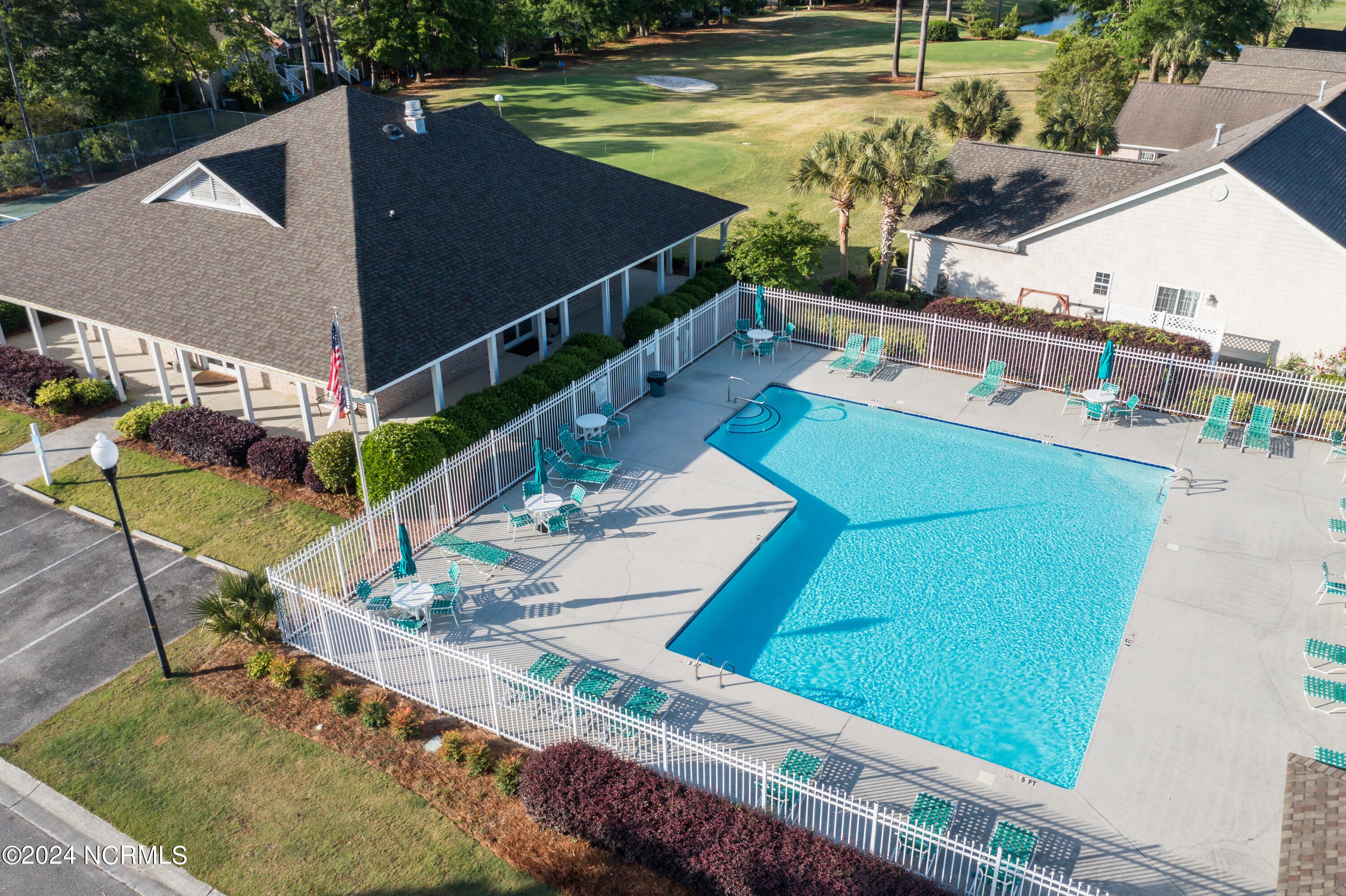 9404 Short Putt Court