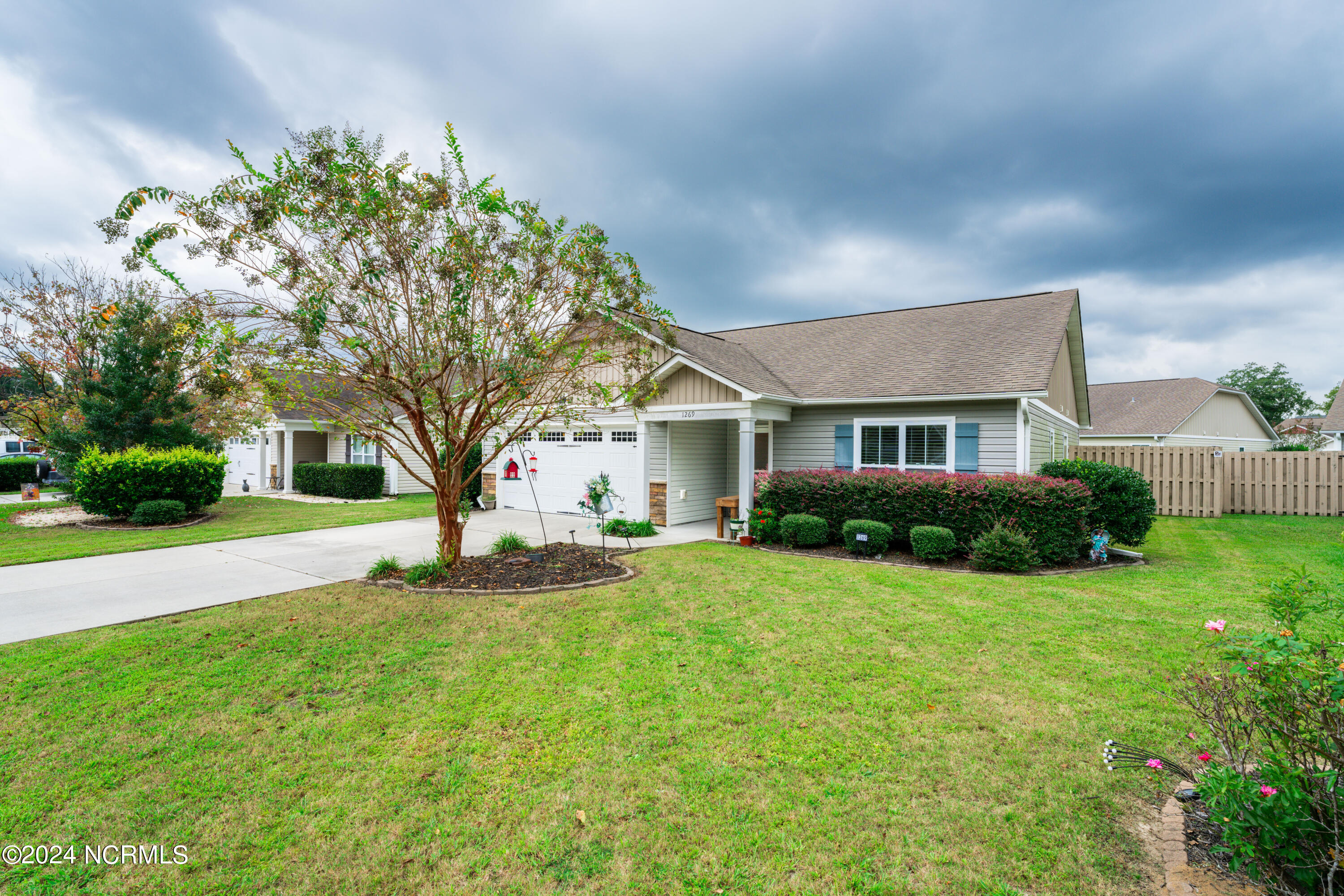 1269 Clancy Drive NE