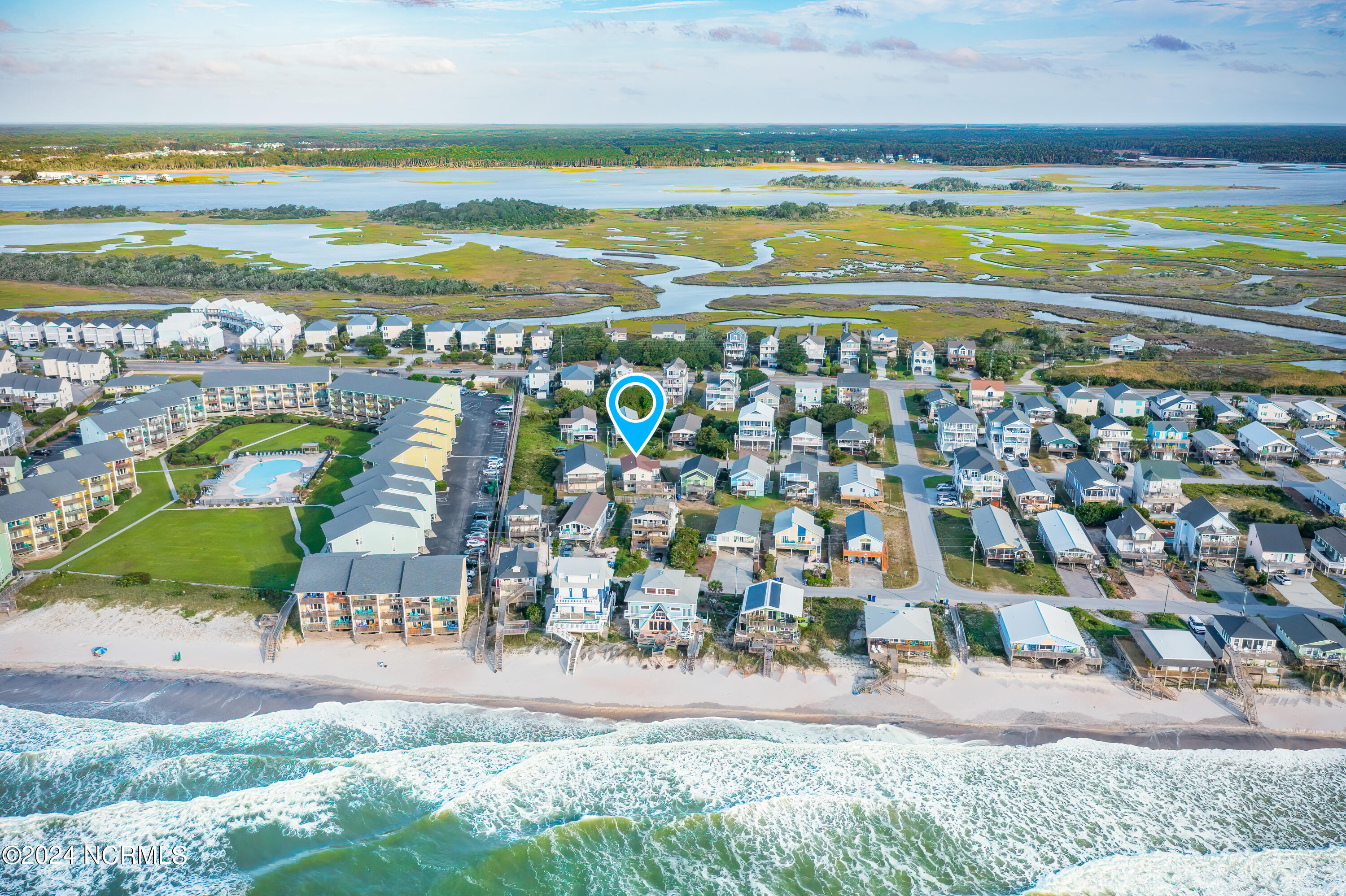 1006 N Topsail Drive