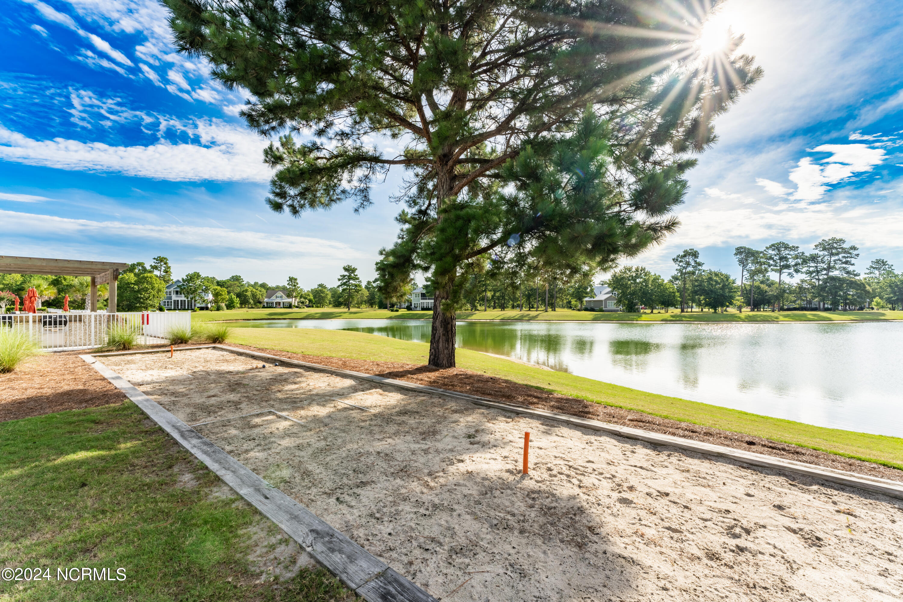 3865 River Overlook Court NE