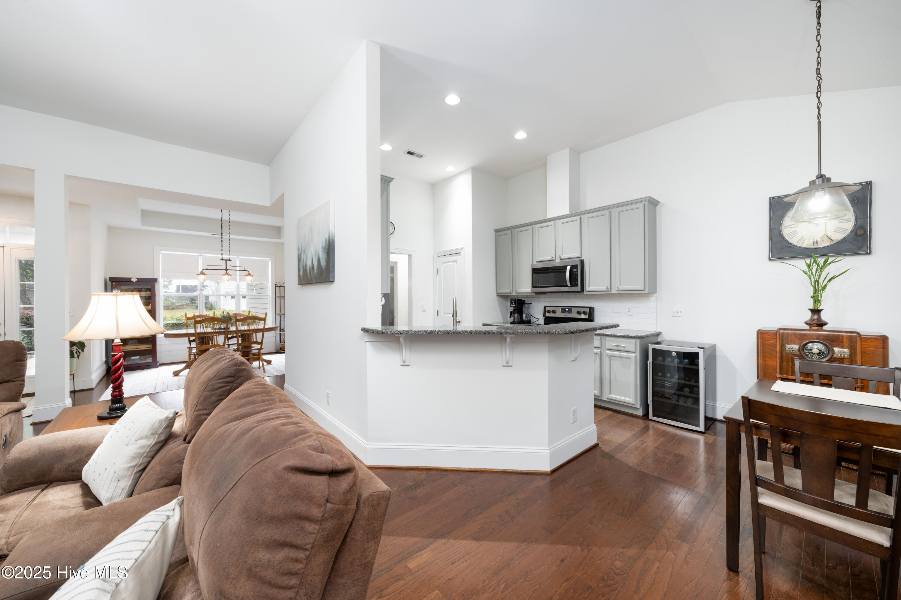 8112 Saltcedar Drive