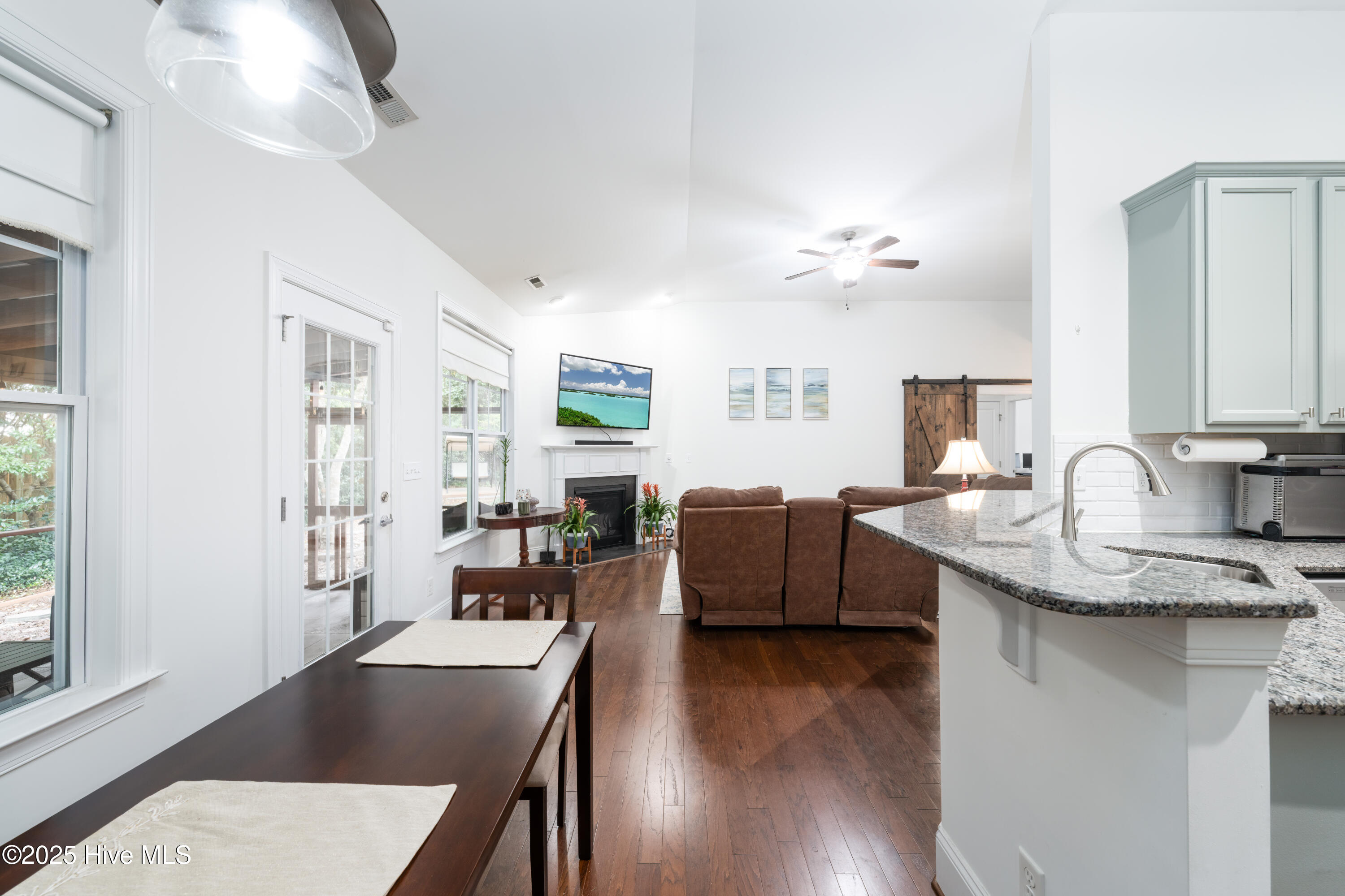 8112 Saltcedar Drive