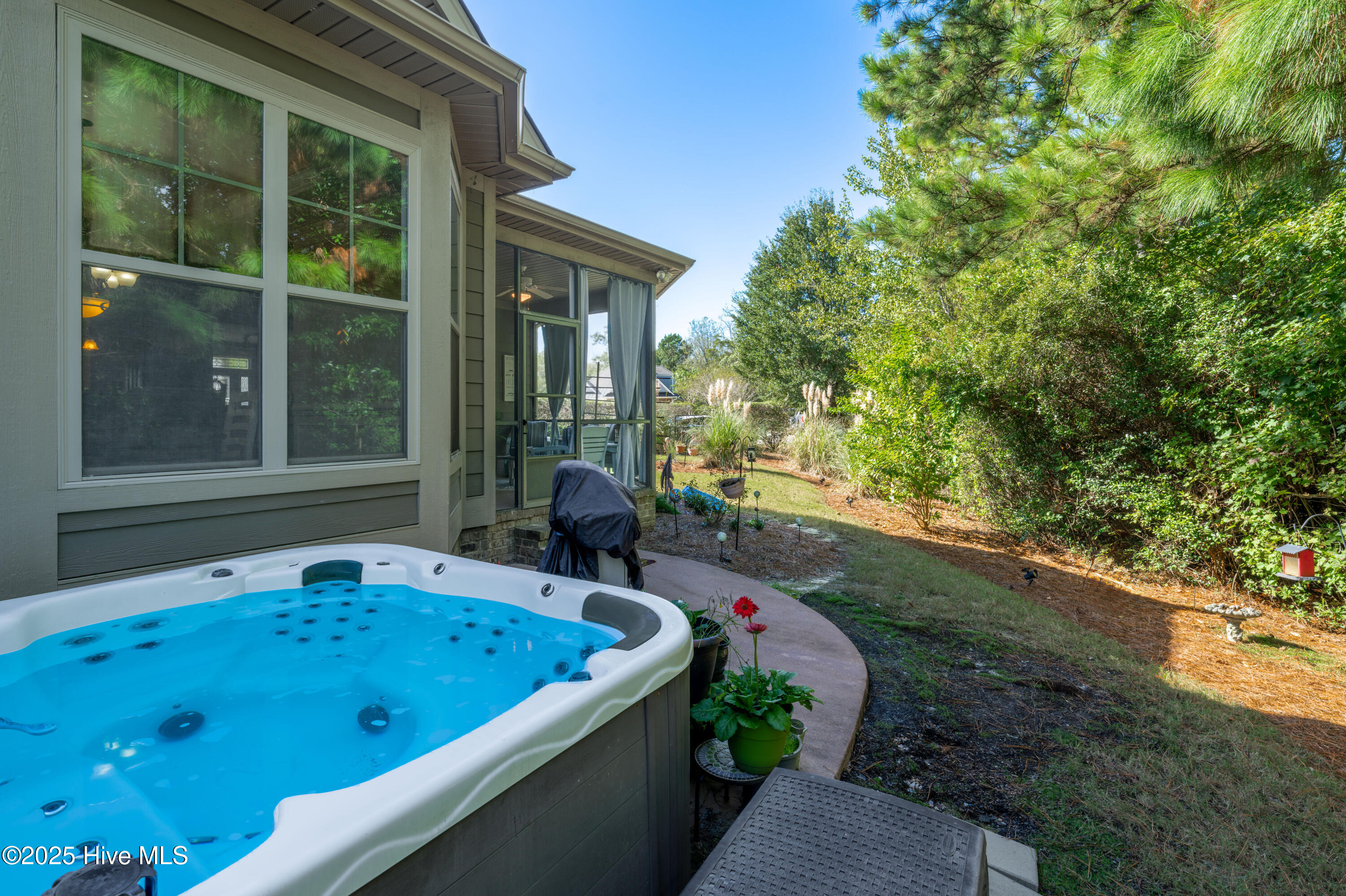 2314 Hickory Bottom Court NE