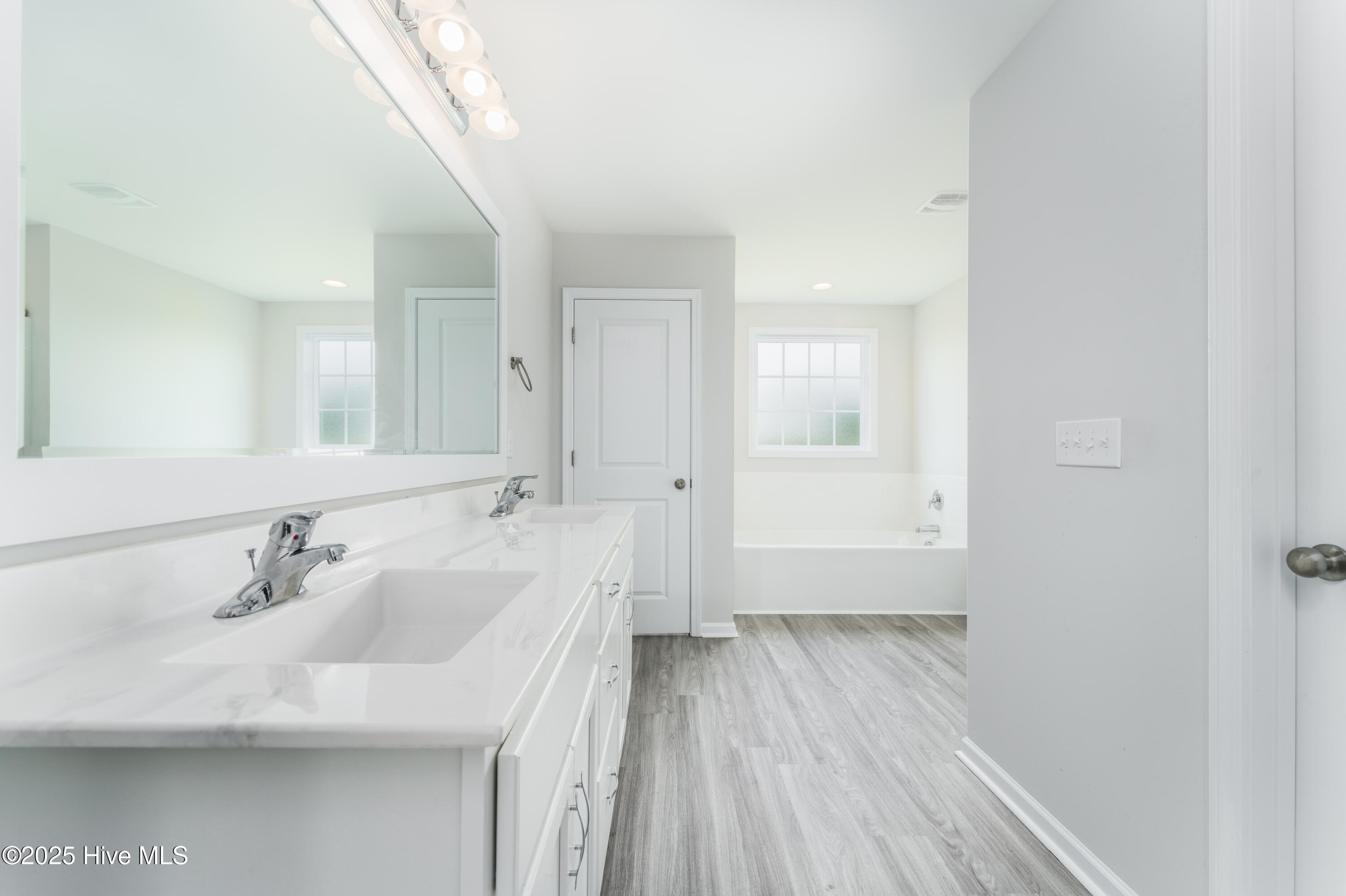 3911 Northern Lights Drive