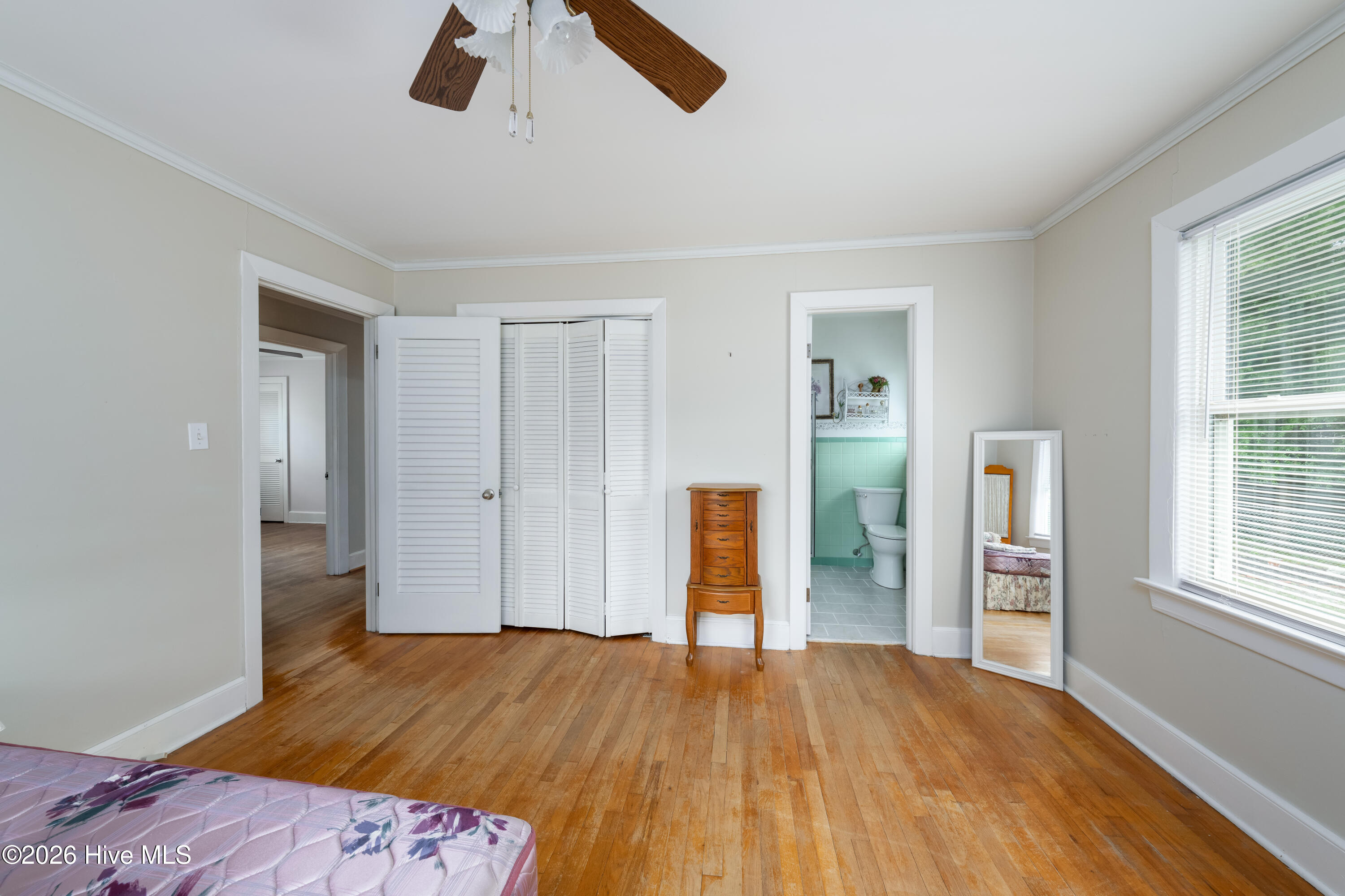 4602 Mockingbird Lane