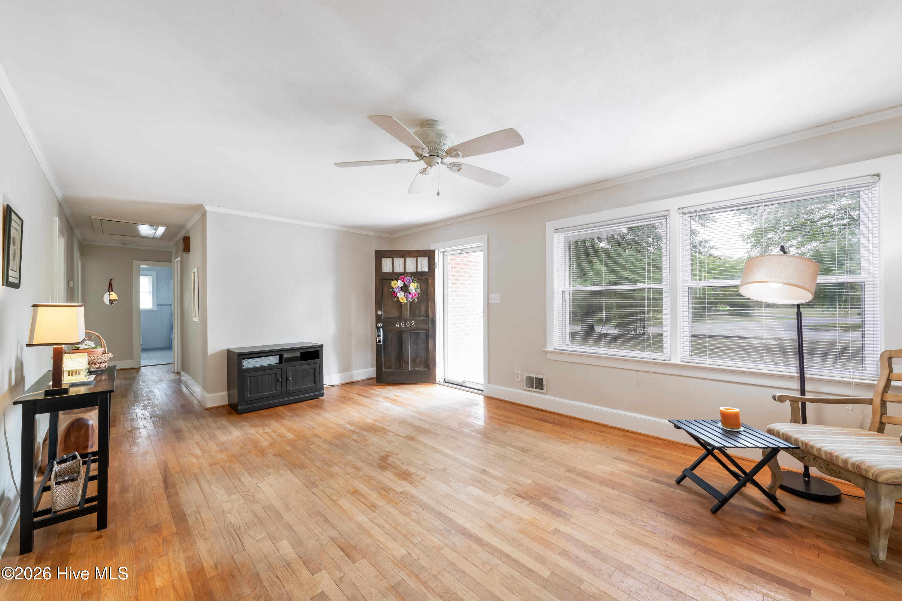 4602 Mockingbird Lane