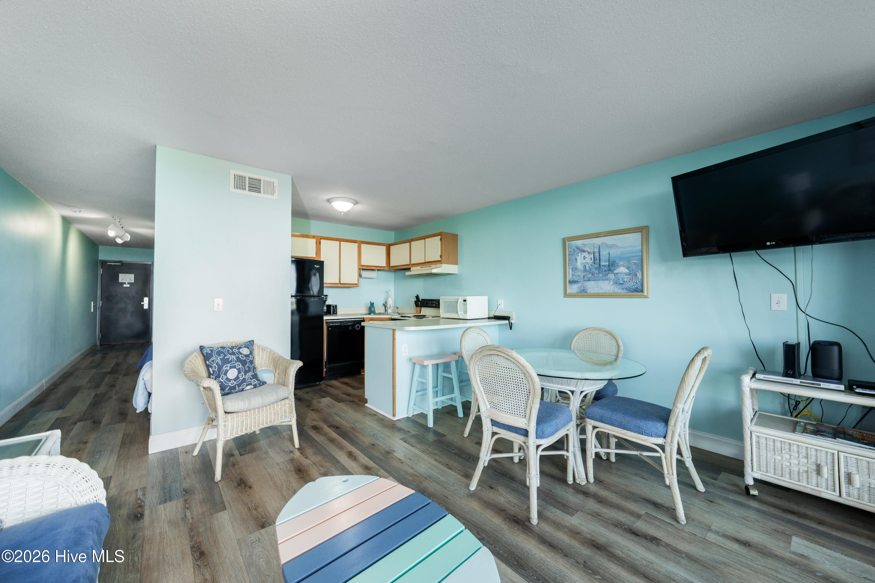 1615 Lake Park Boulevard S Unit 106