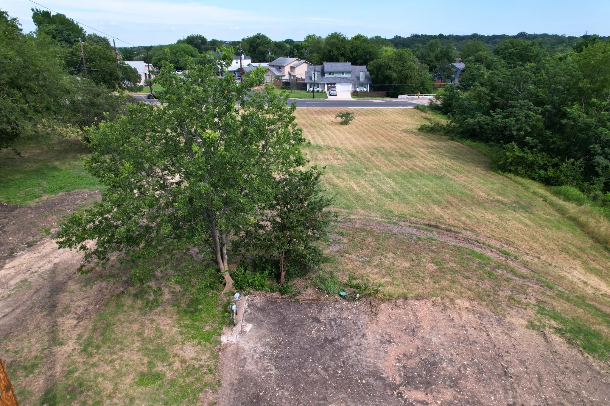 2610 & 2606 Metcalfe RD