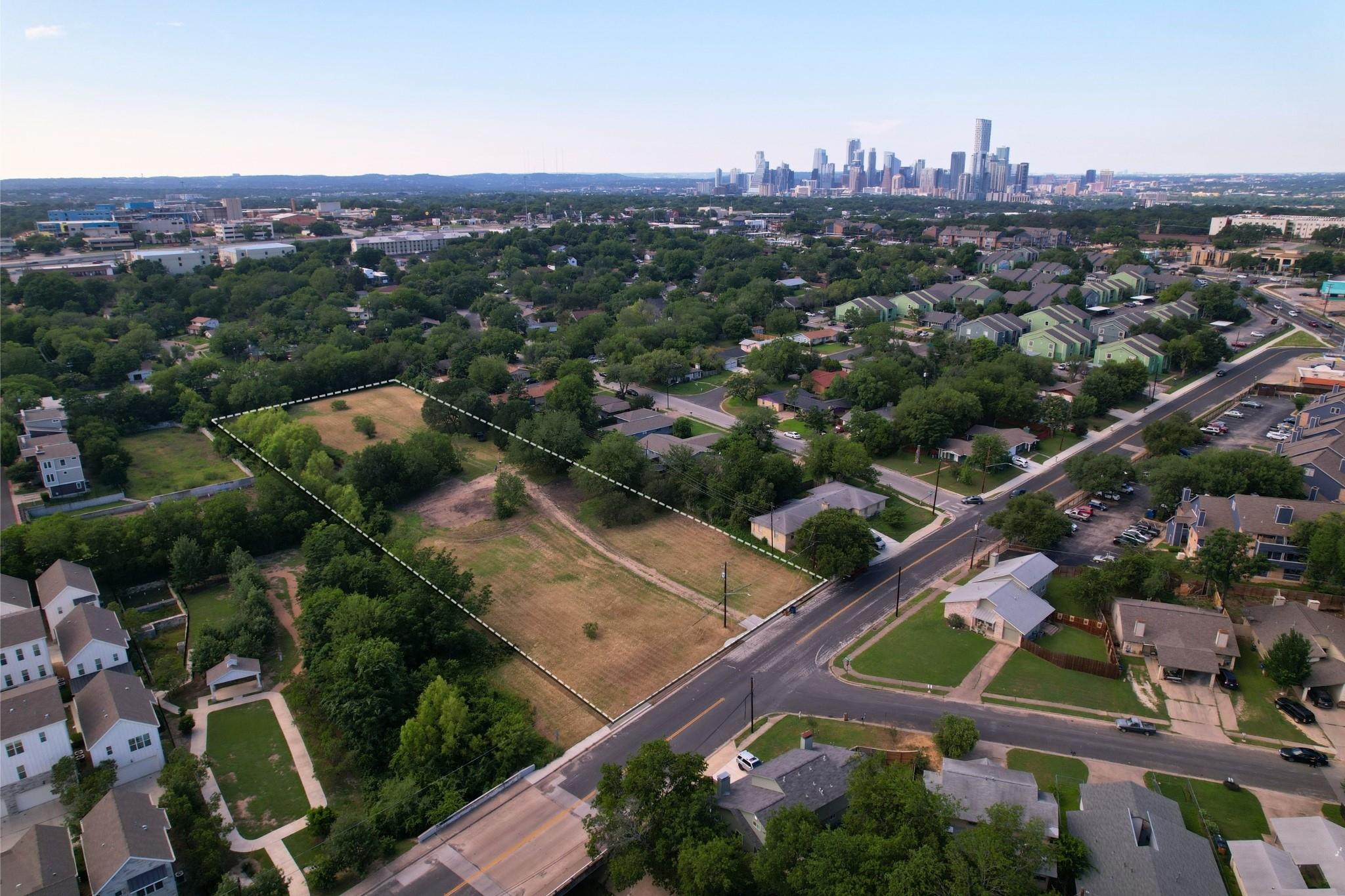 2610 & 2606 Metcalfe RD