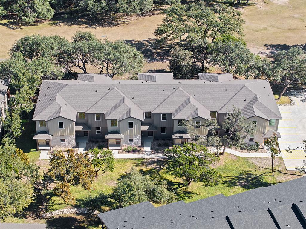 18800 Hogan CIR Unit: 101-107