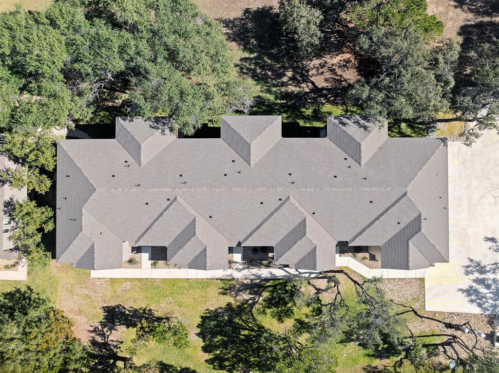 18800 Hogan CIR Unit: 101-107