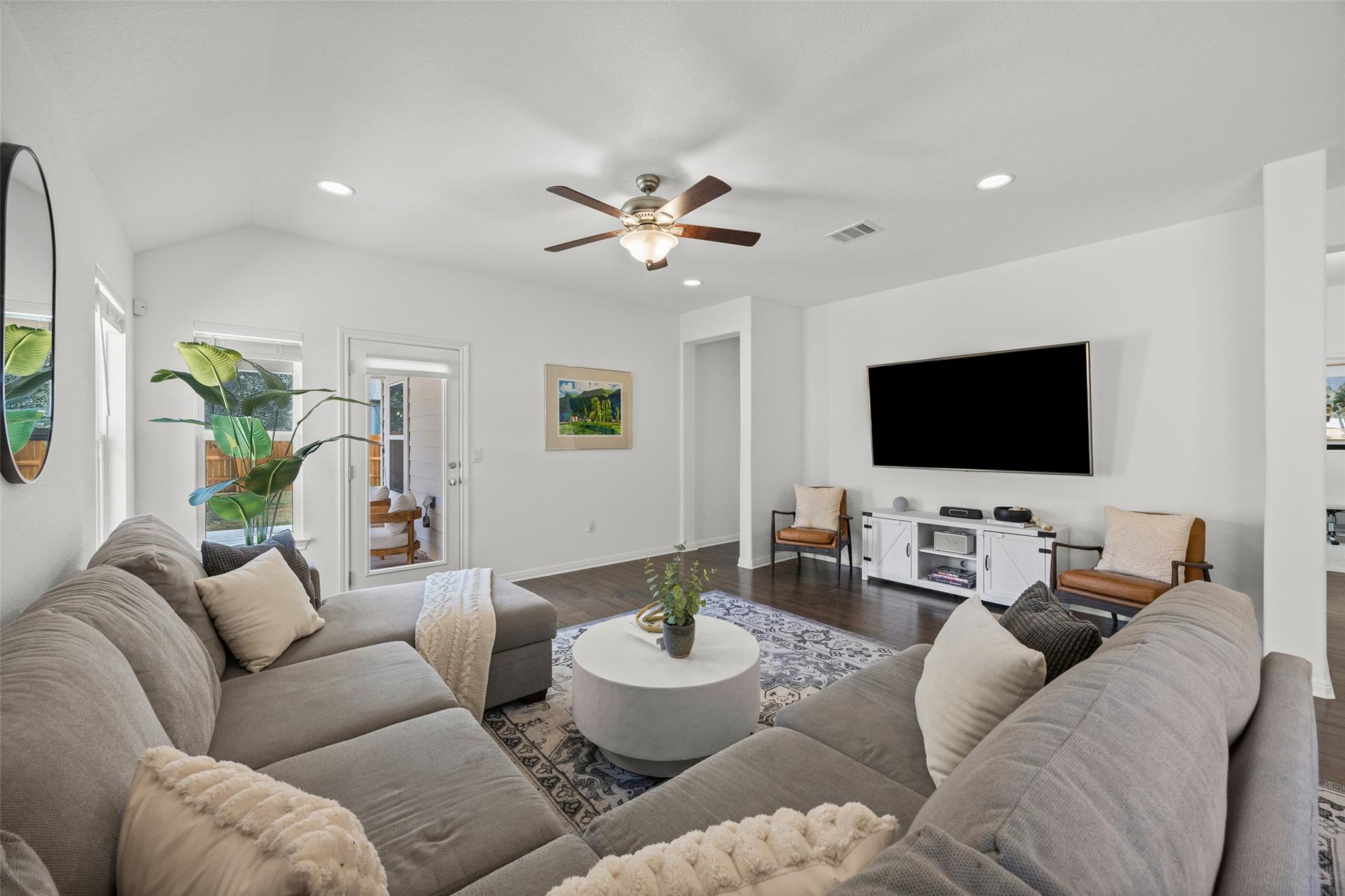 3815 Park Point PATH