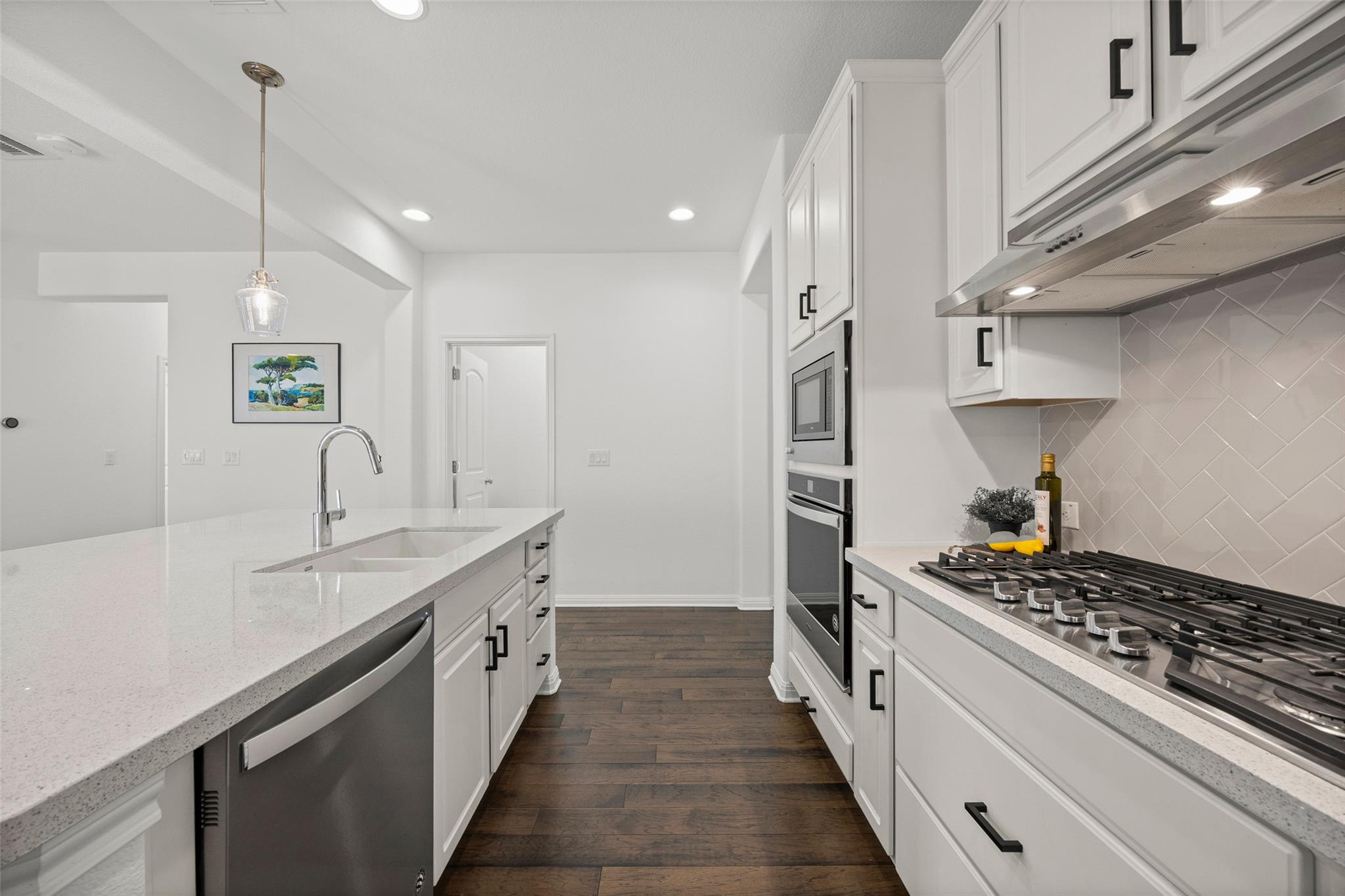 3815 Park Point PATH