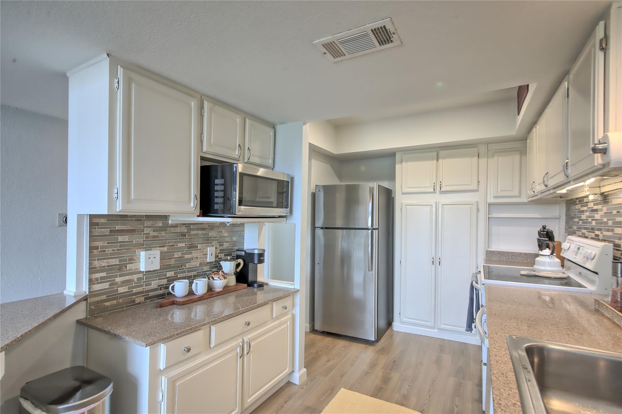 549 Demarett DR # 3