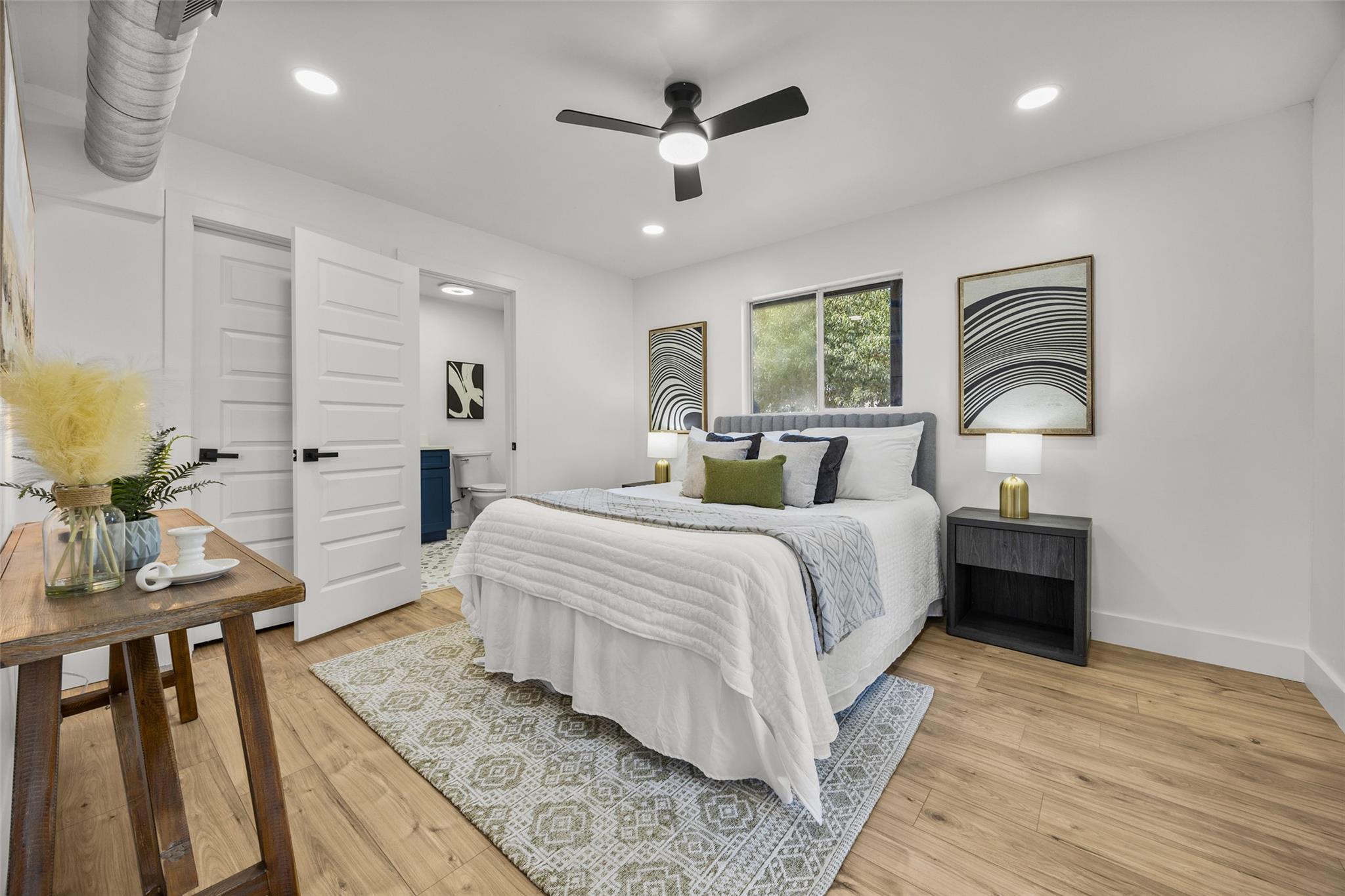 19005 Venture DR