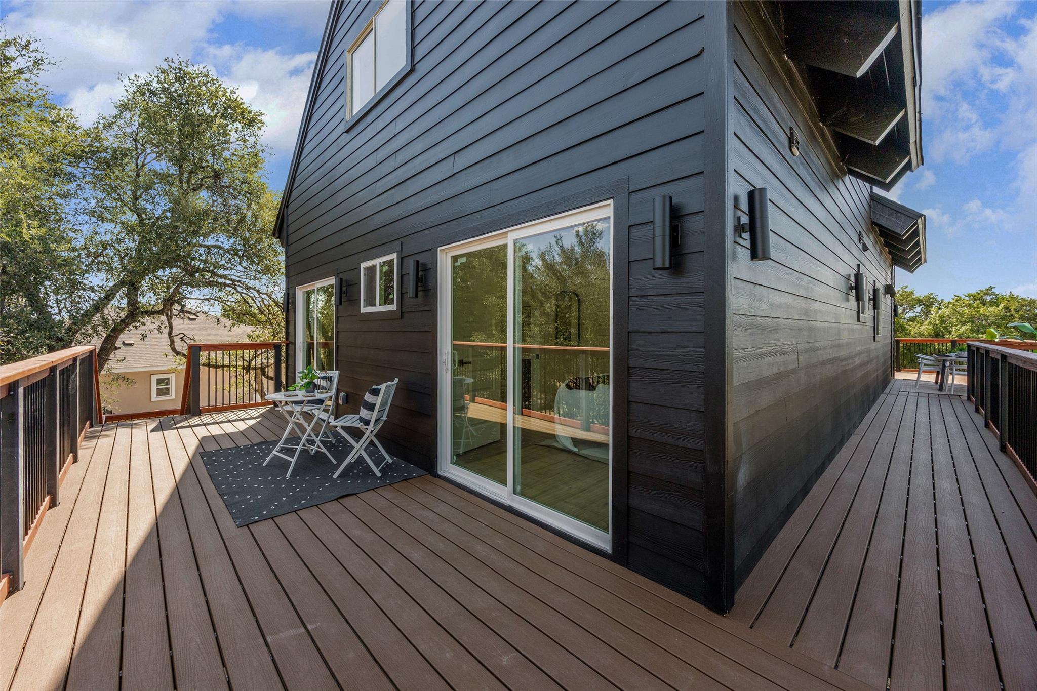 19005 Venture DR